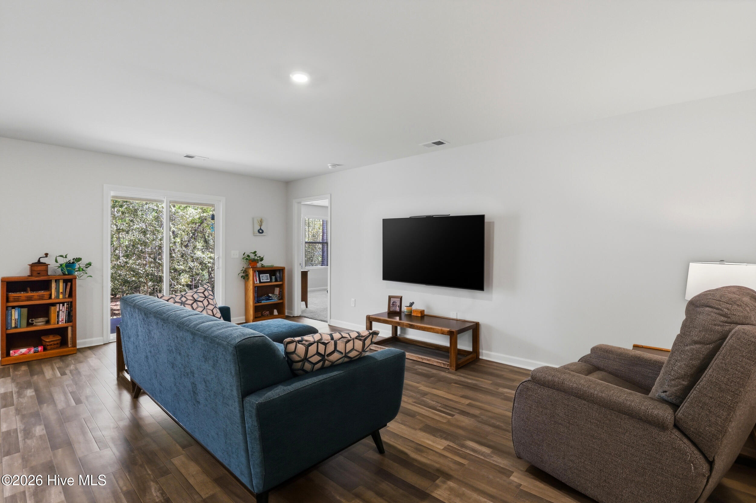 2518 Sardis Drive Se Property Photo 13