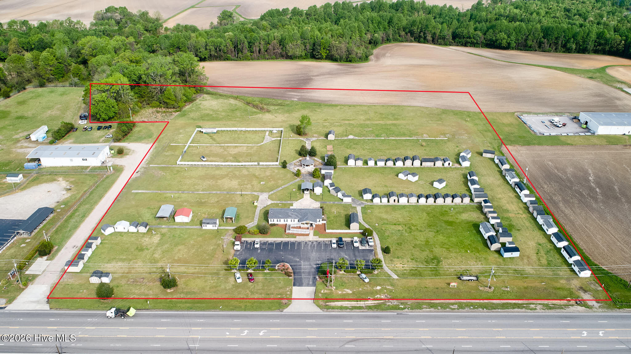 2426 Us 301 Highway S Property Photo 1