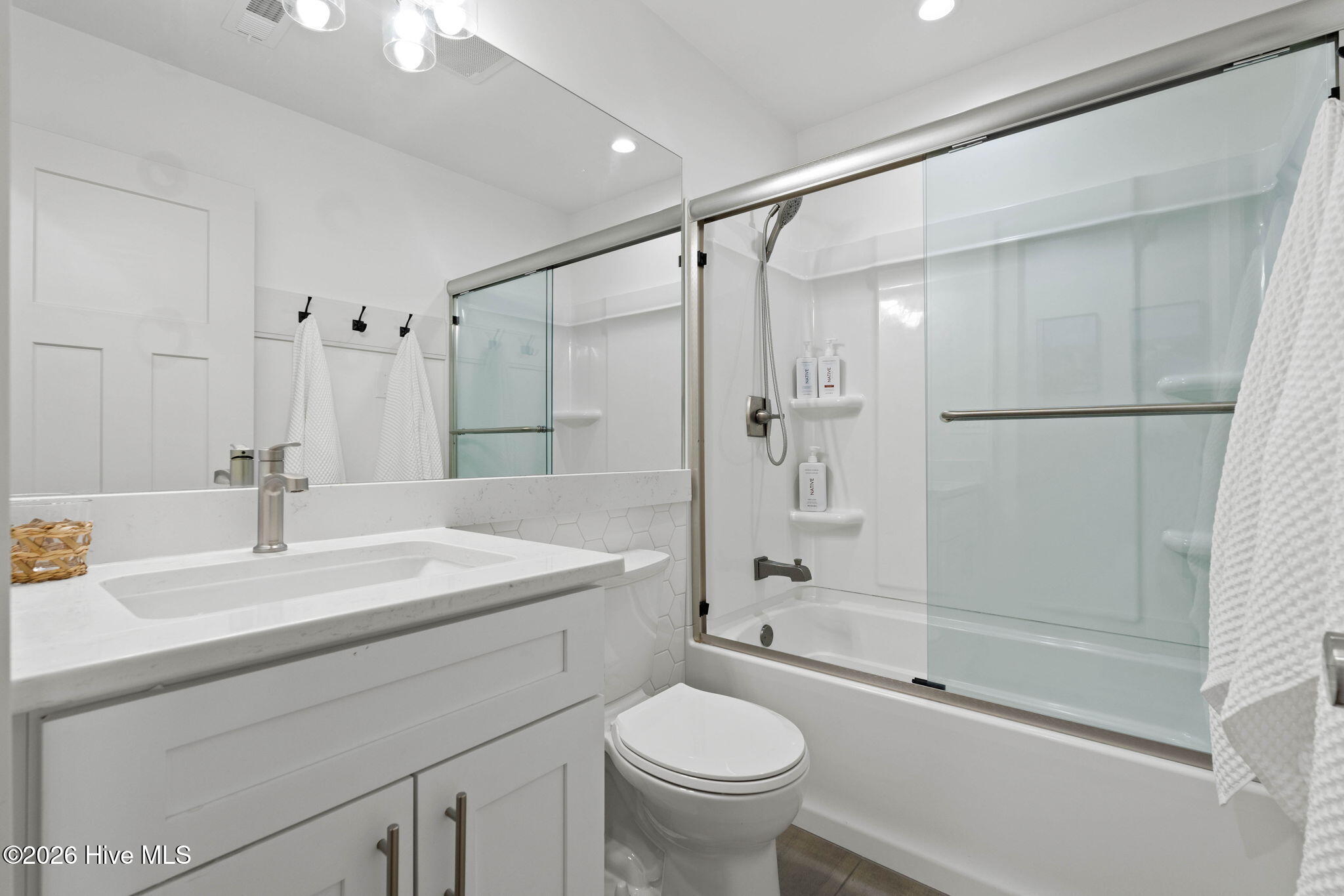 305 Sumter Avenue Property Photo 18