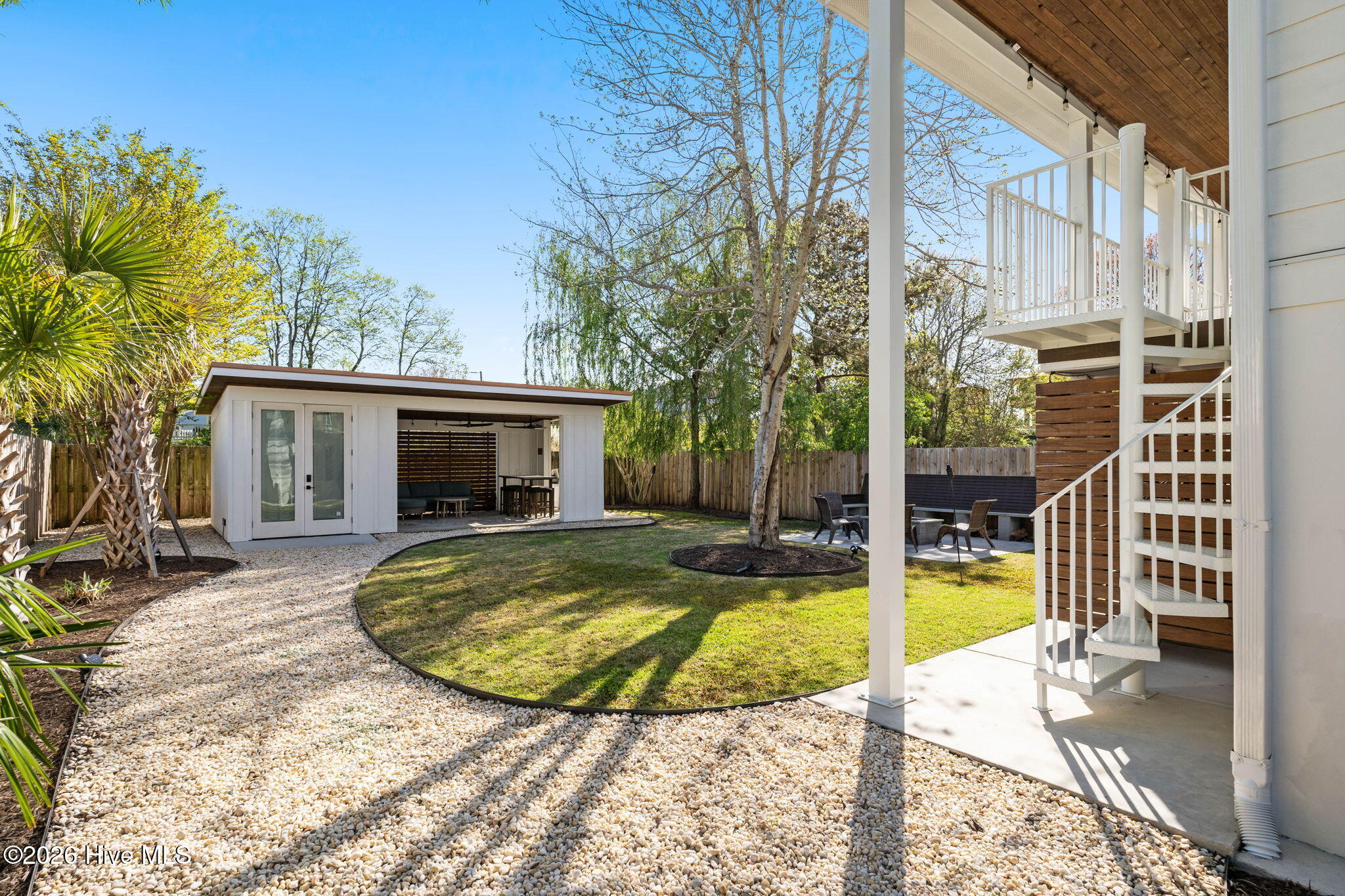 305 Sumter Avenue Property Photo 35