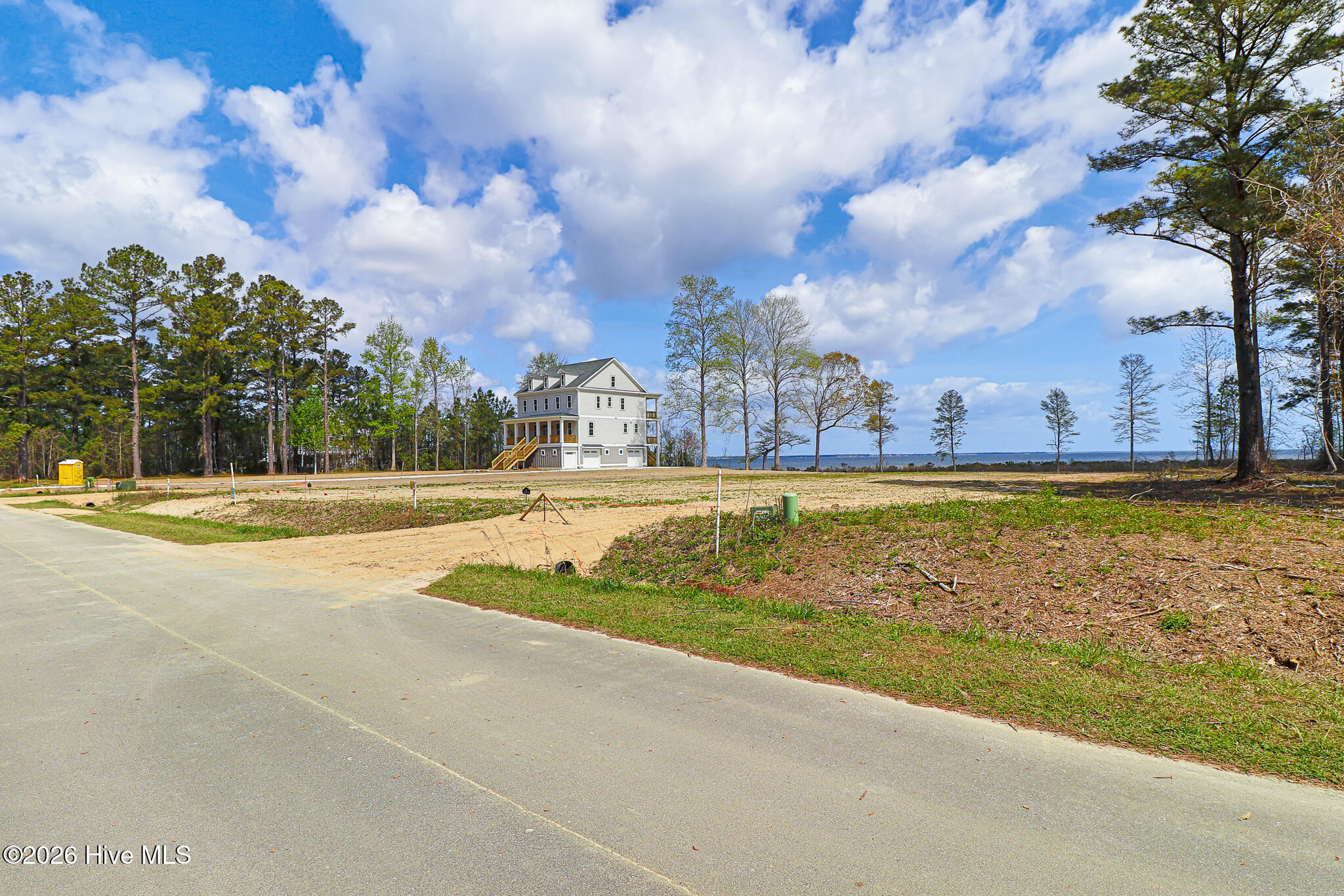 121 Cedarwood Drive Property Photo 3