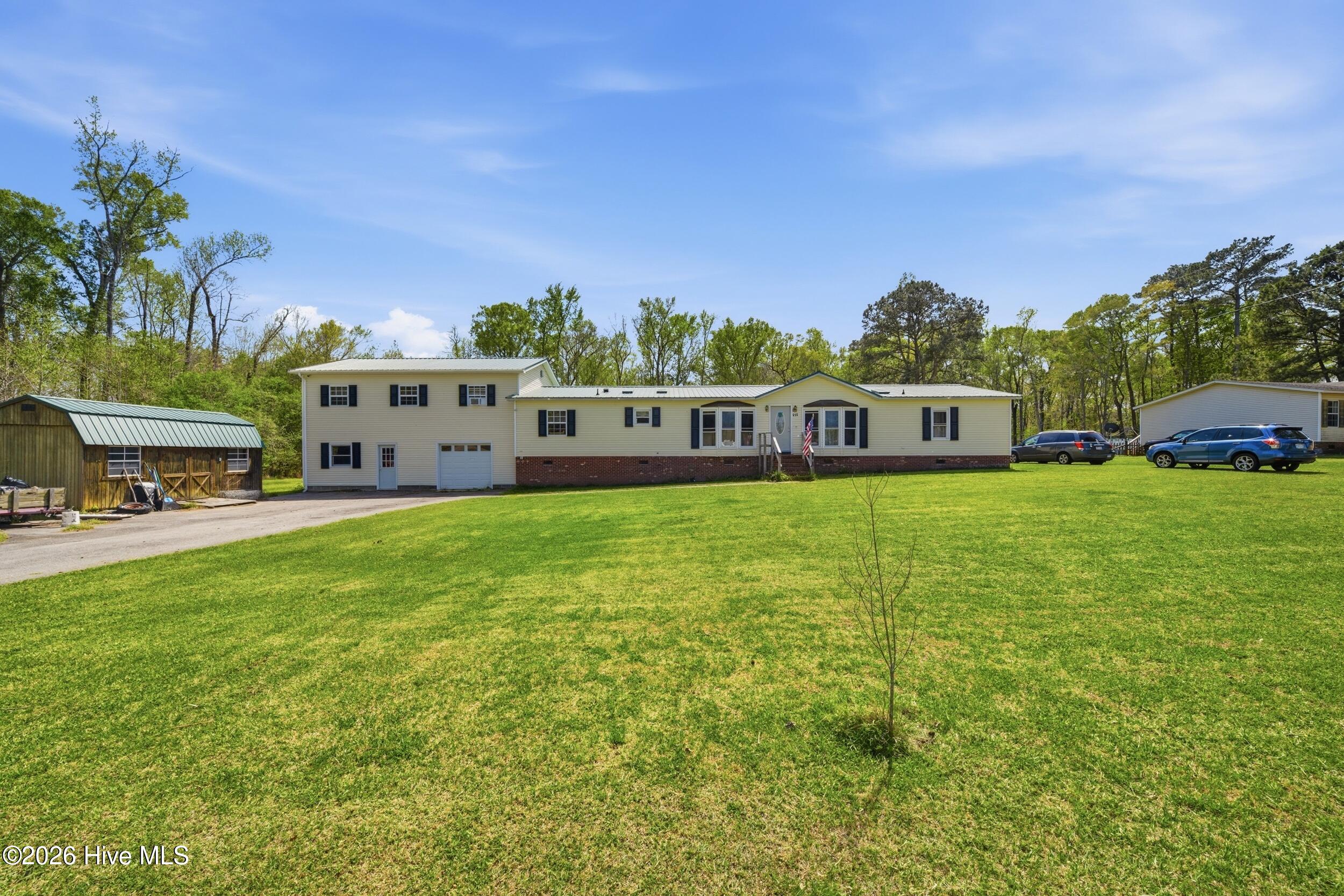594 Drum Hill Road Property Photo 1