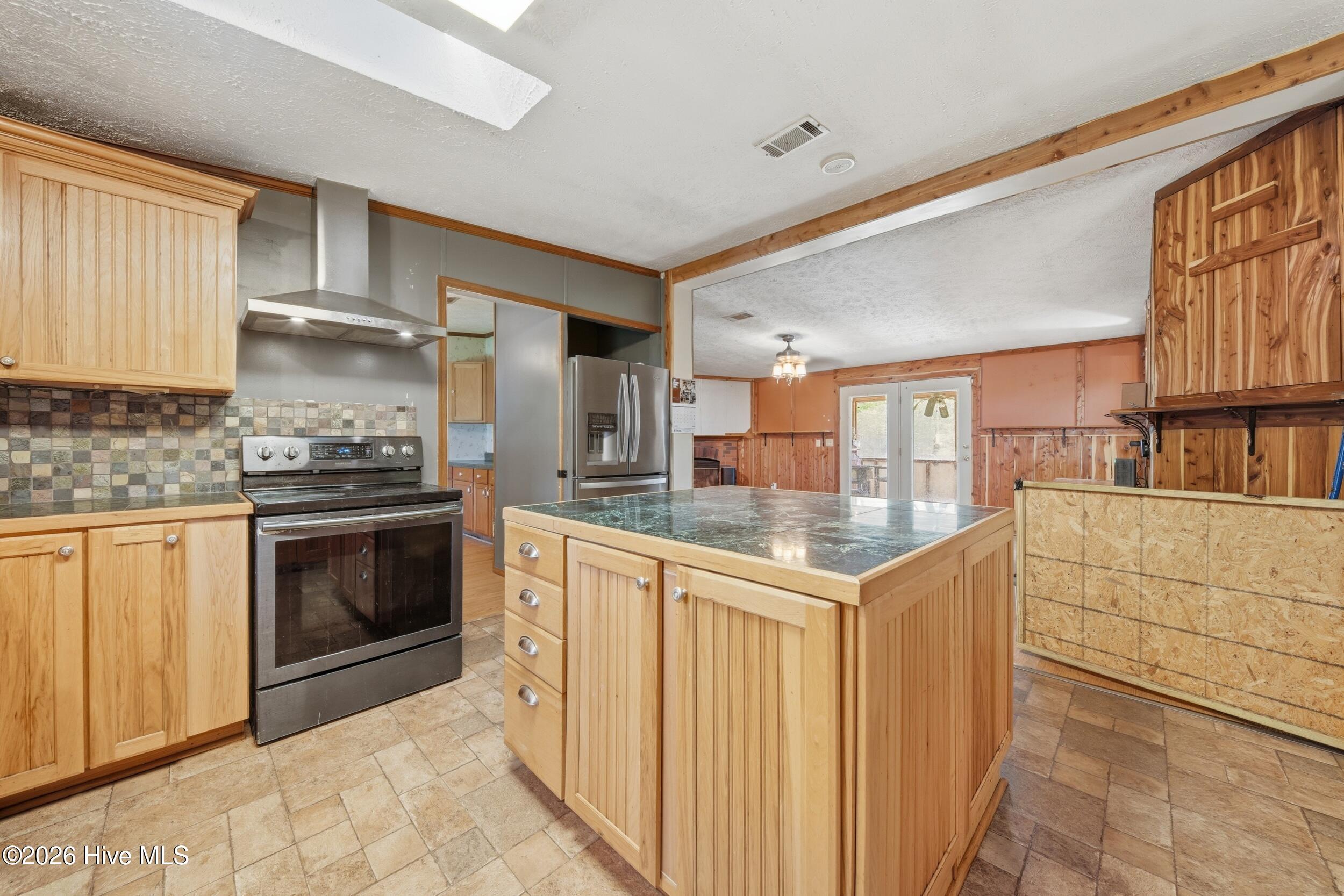 594 Drum Hill Road Property Photo 16
