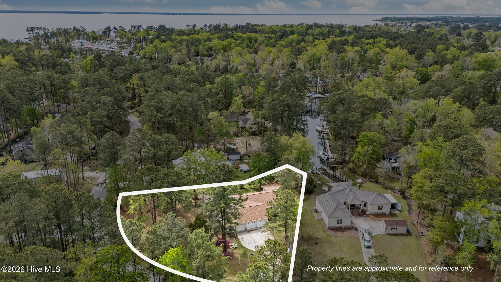 106 Whittaker Point Road Property Photo 2