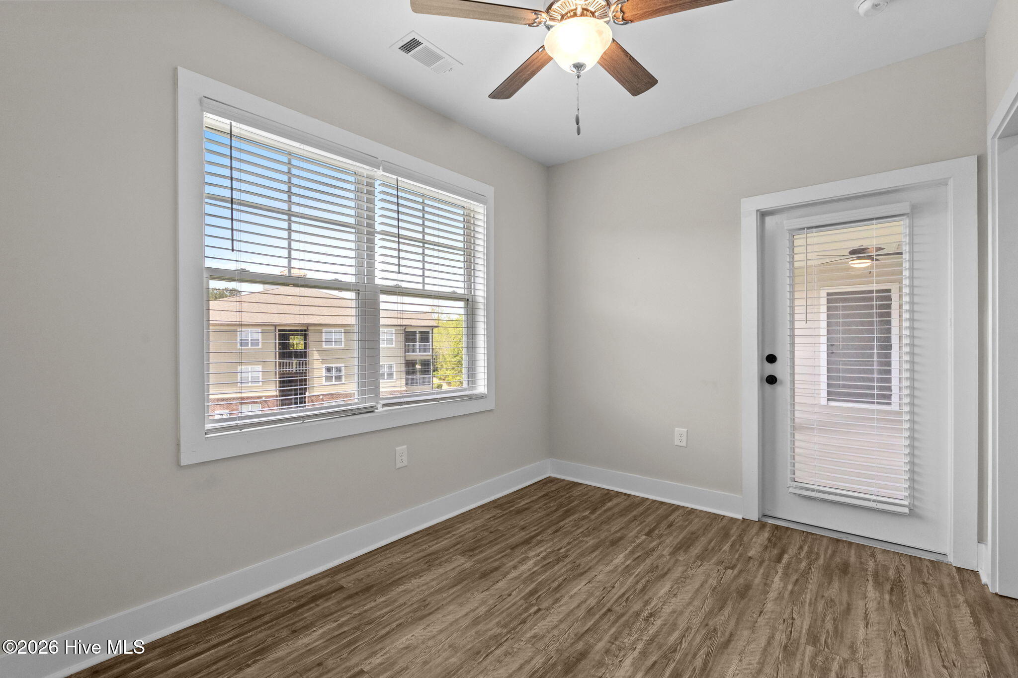 395 S Crow Creek Drive Nw 1621 Property Photo 35