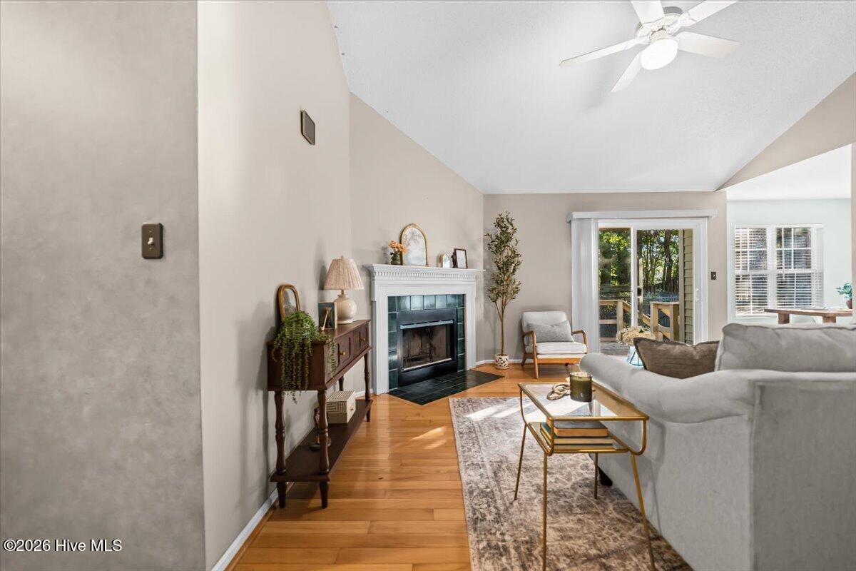 118 Kensington Way Property Photo 9