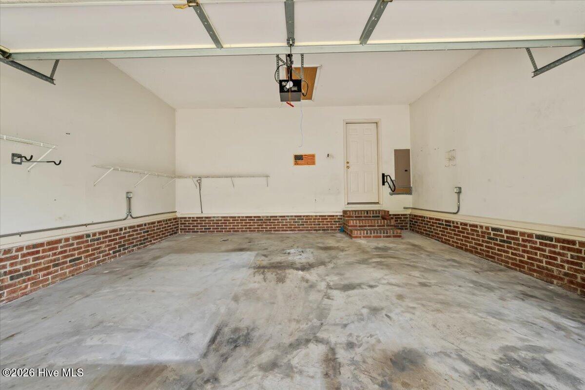 118 Kensington Way Property Photo 25