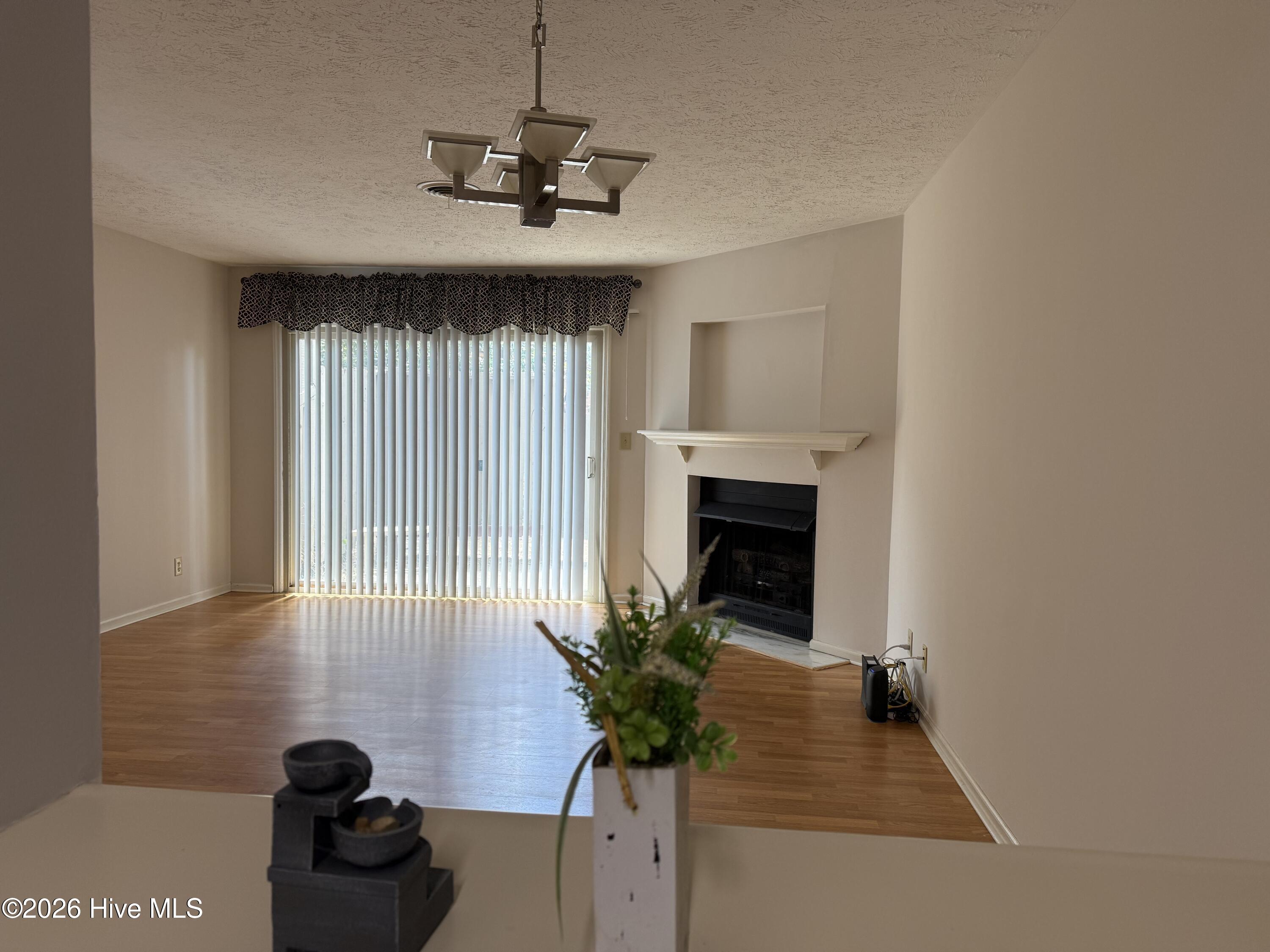940 Linden Road Unit 10 Property Photo 4