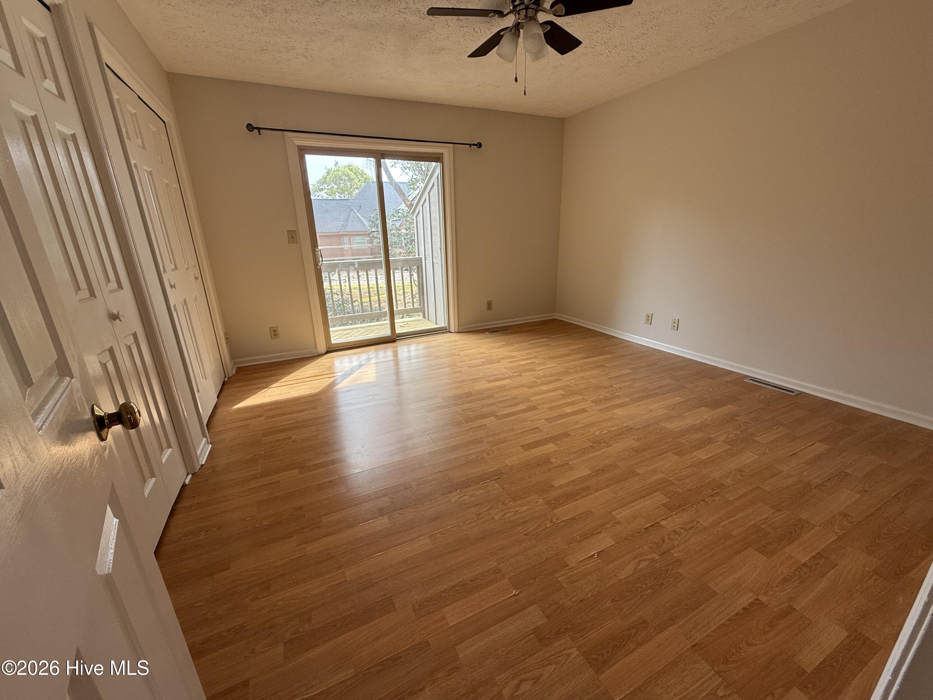 940 Linden Road Unit 10 Property Photo 10