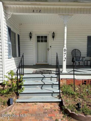 672 Main Street Property Photo 3