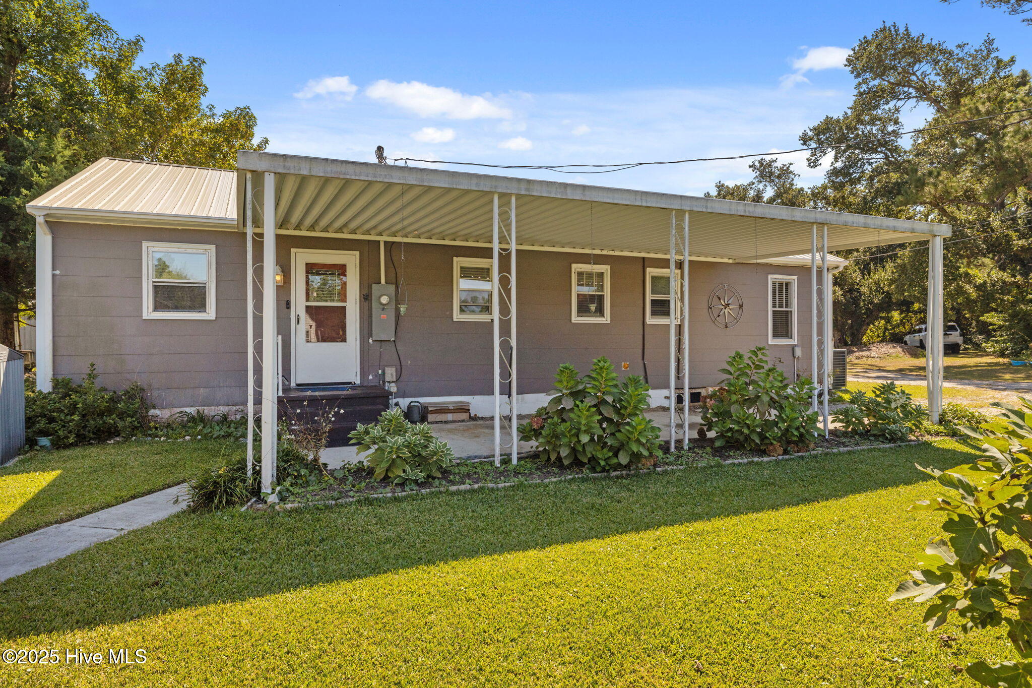 376 Shell Road Property Photo 4