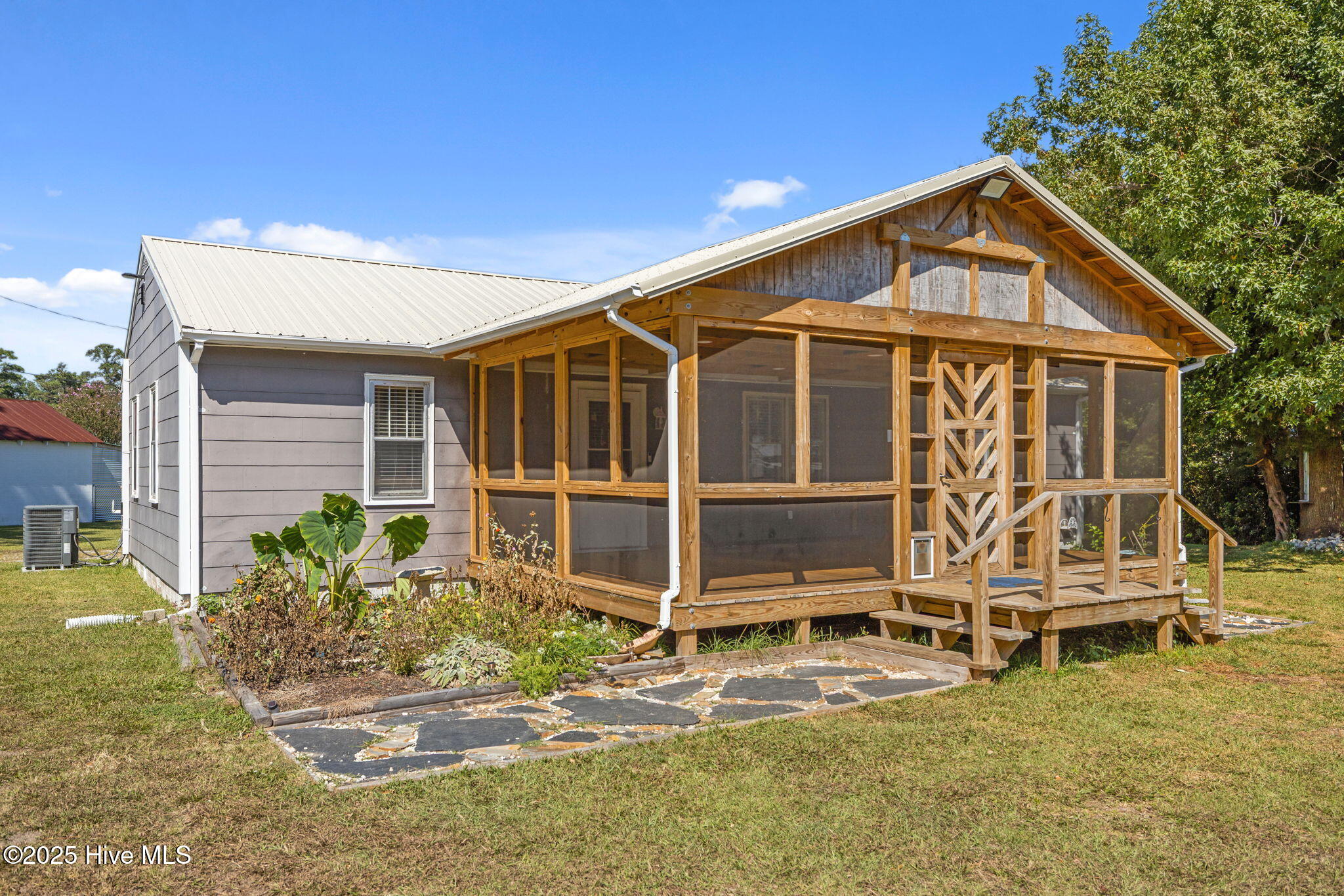 376 Shell Road Property Photo 31