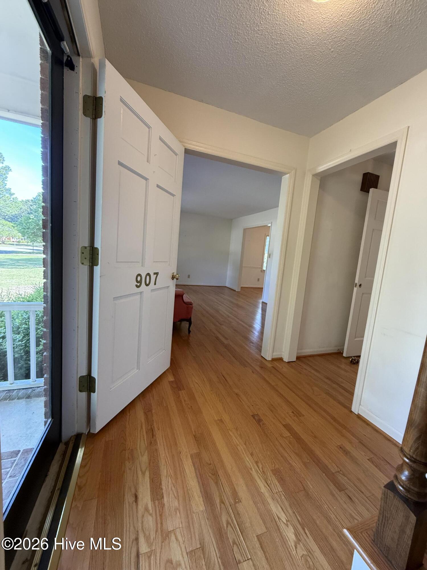 907 Chestnut Drive Property Photo 12