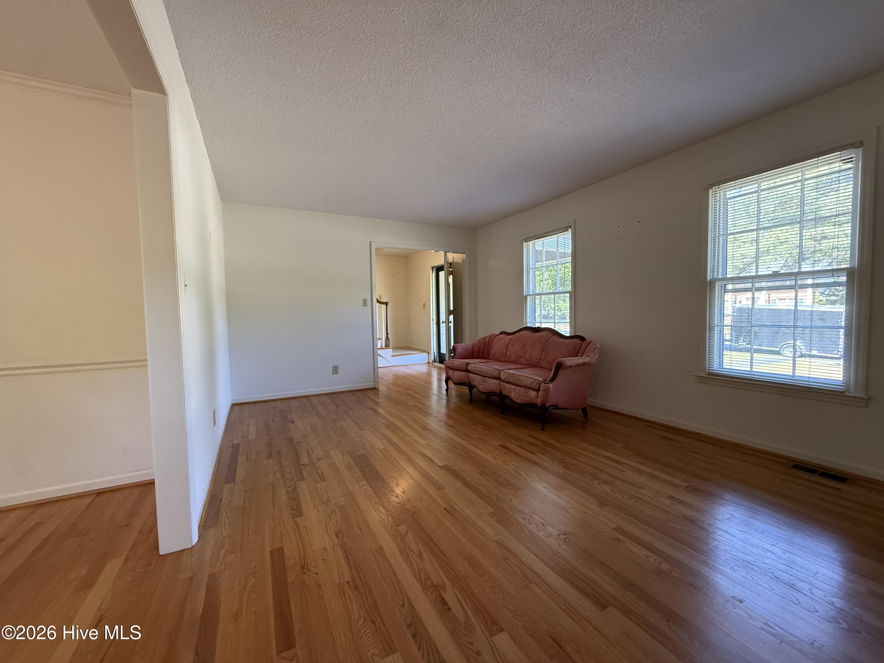 907 Chestnut Drive Property Photo 14