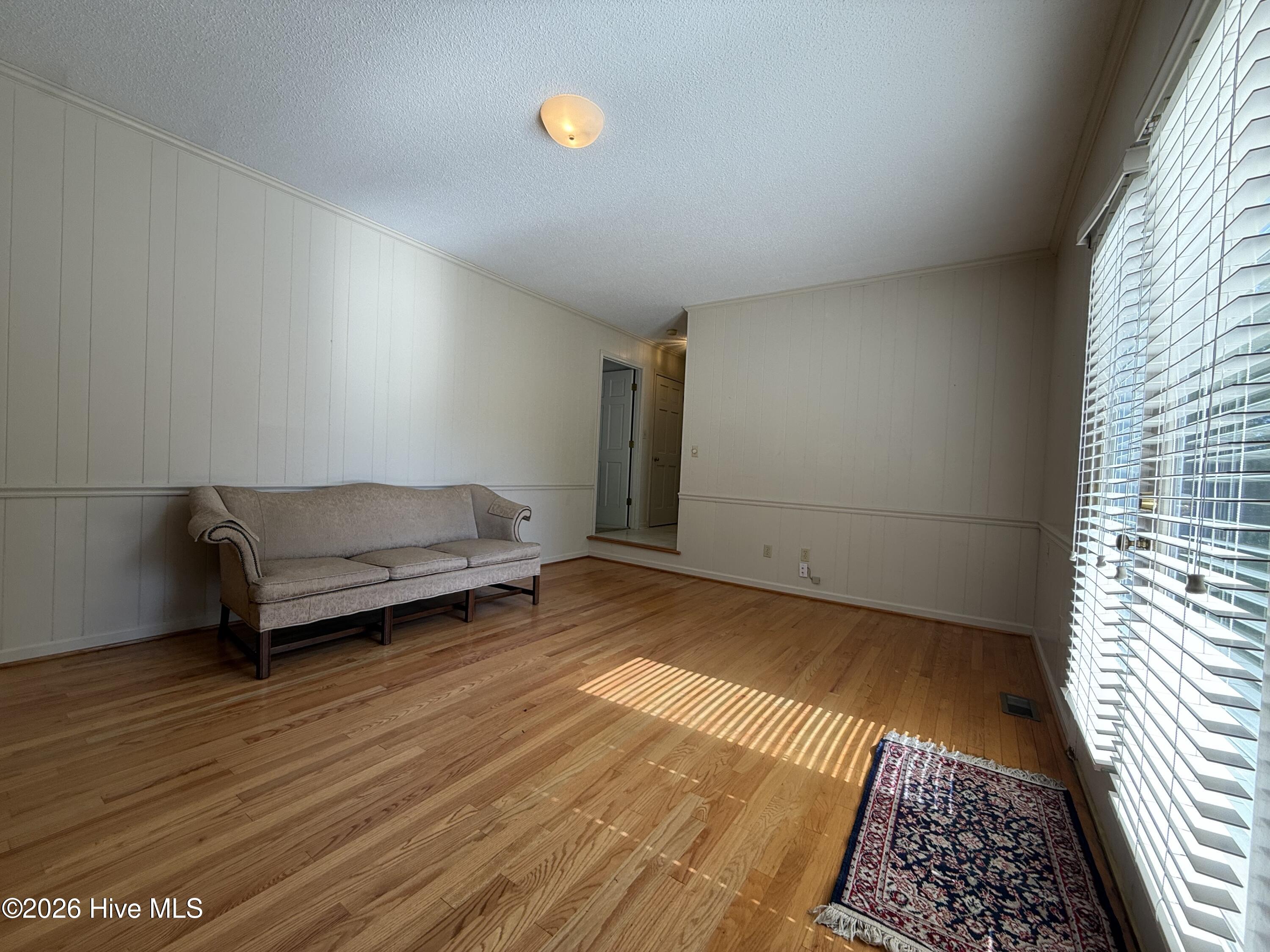 907 Chestnut Drive Property Photo 22