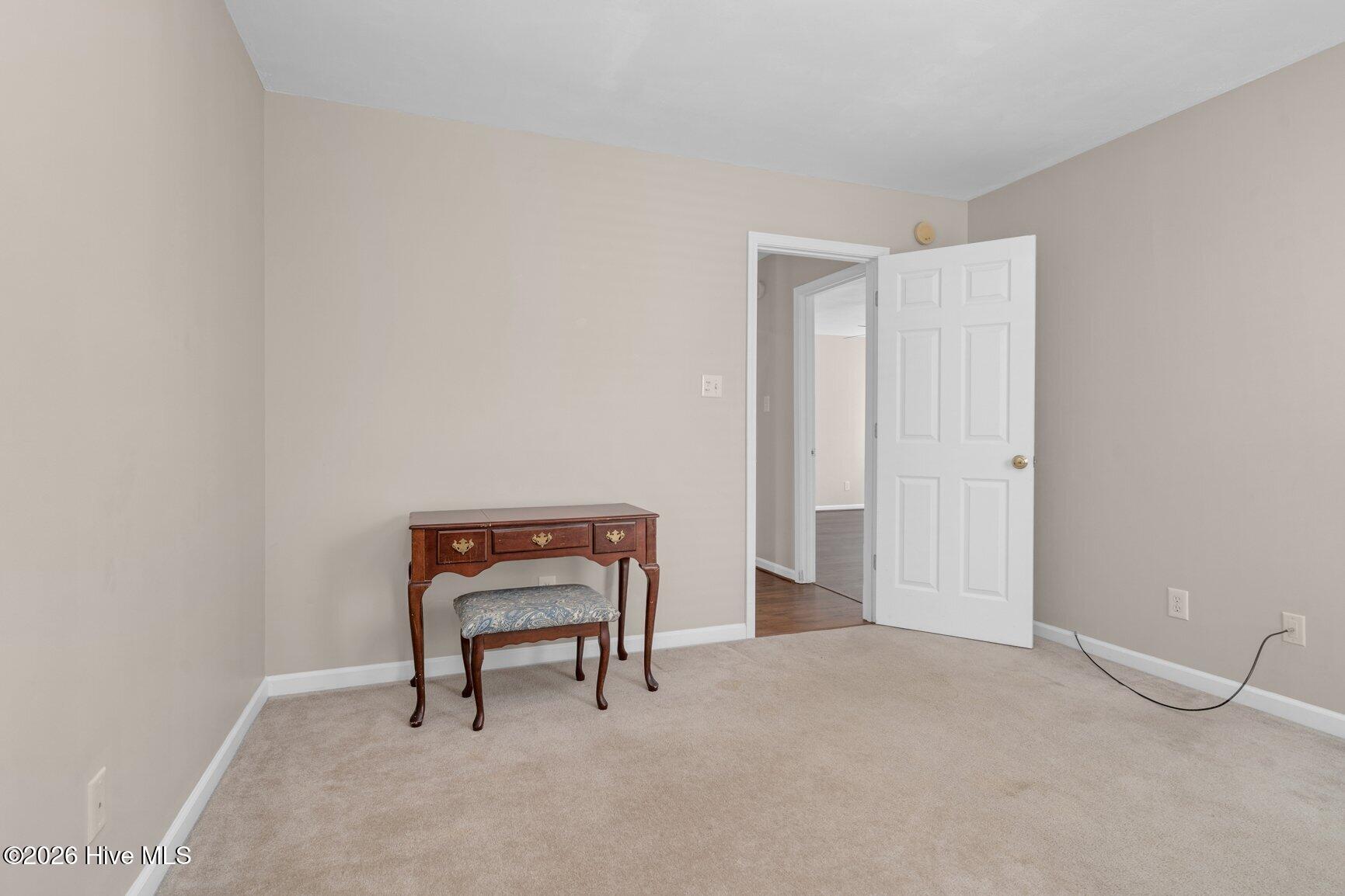 4721 Honeysuckle Lane Property Photo 10