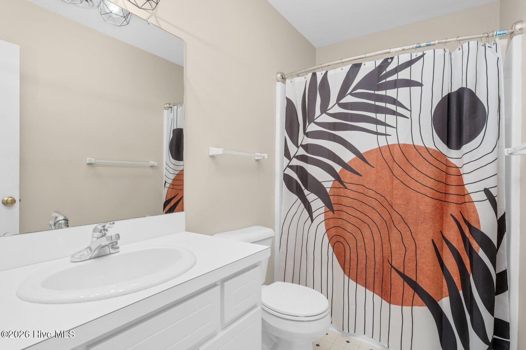 4721 Honeysuckle Lane Property Photo 13