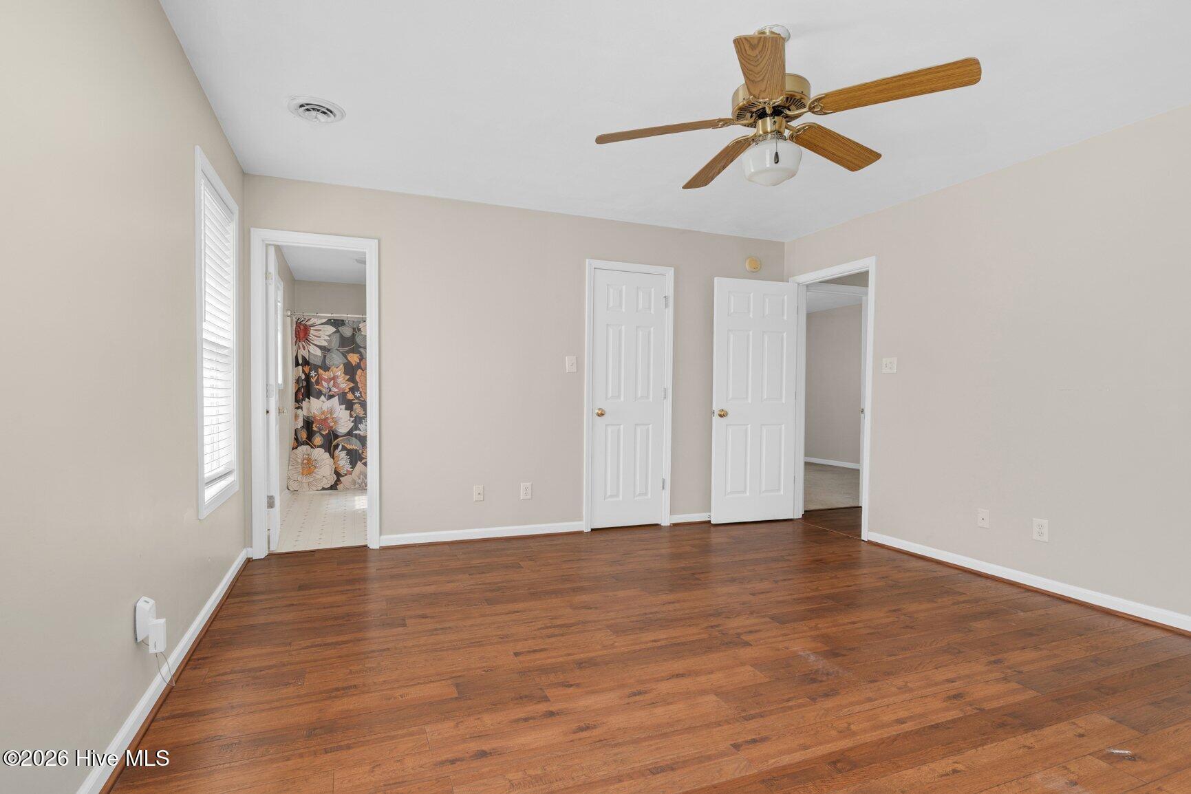 4721 Honeysuckle Lane Property Photo 18