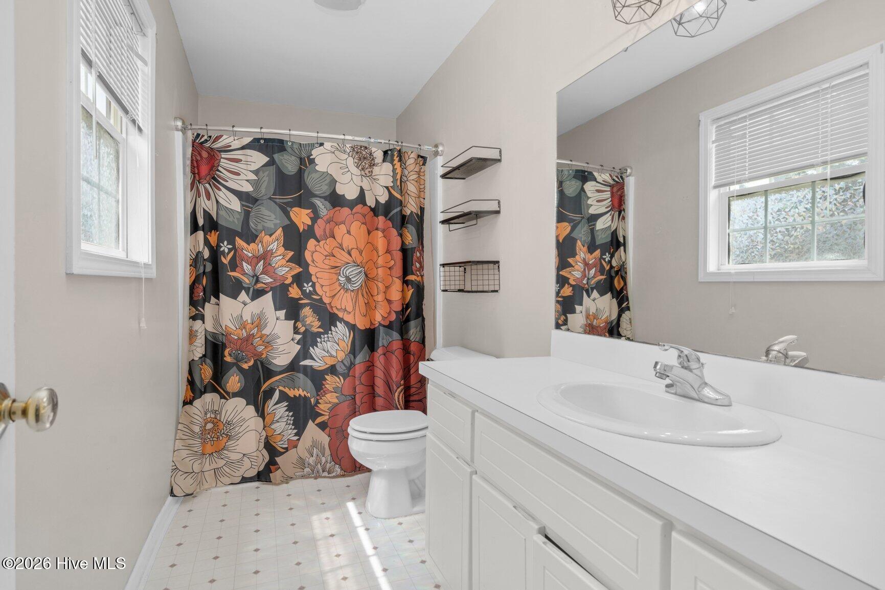 4721 Honeysuckle Lane Property Photo 20