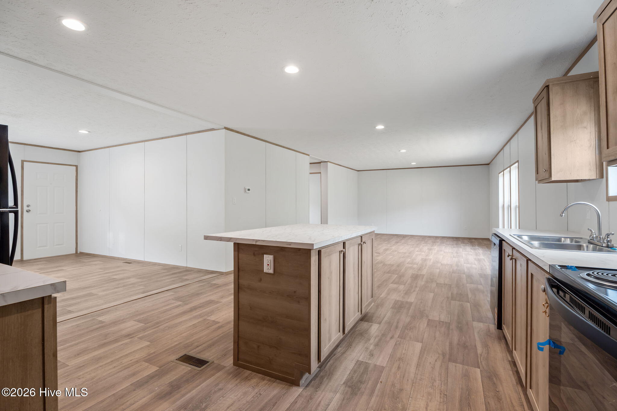 1735 Lynch Road Property Photo 12
