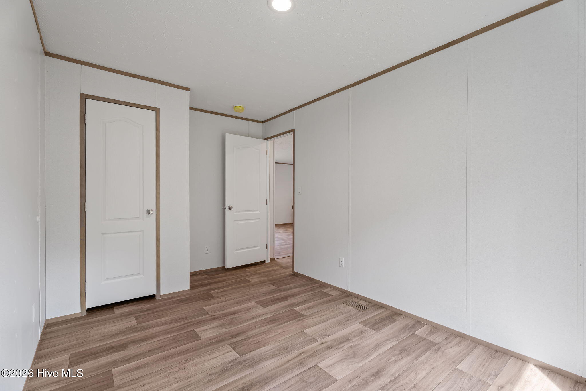 1735 Lynch Road Property Photo 18