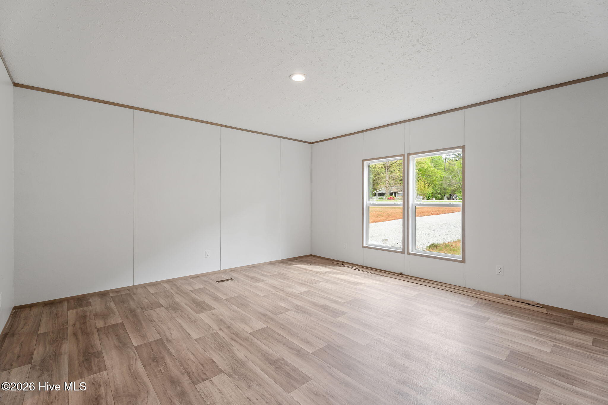 1735 Lynch Road Property Photo 23