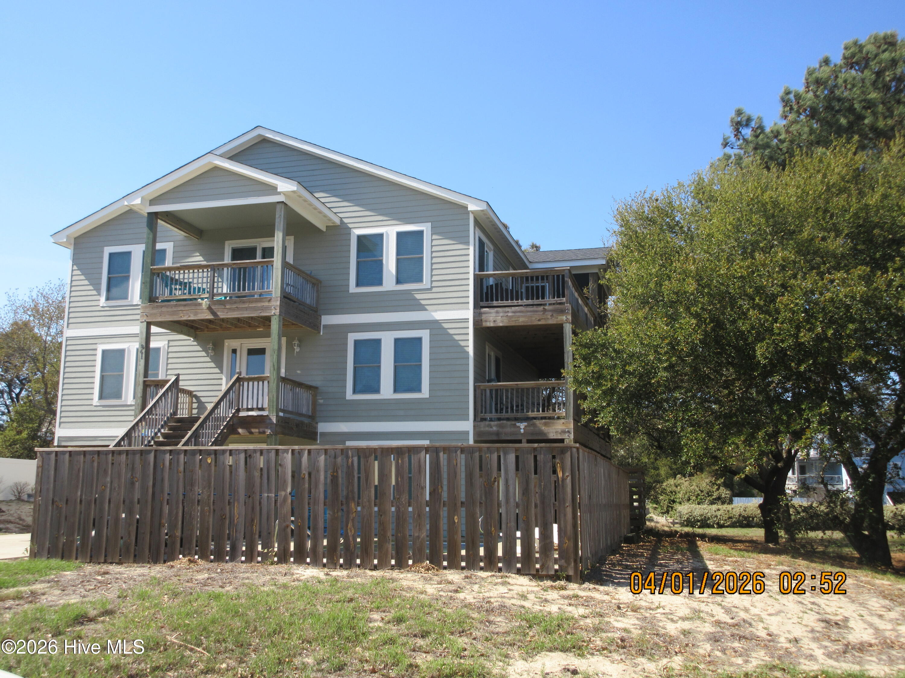 861 Ivory Court Property Photo 2