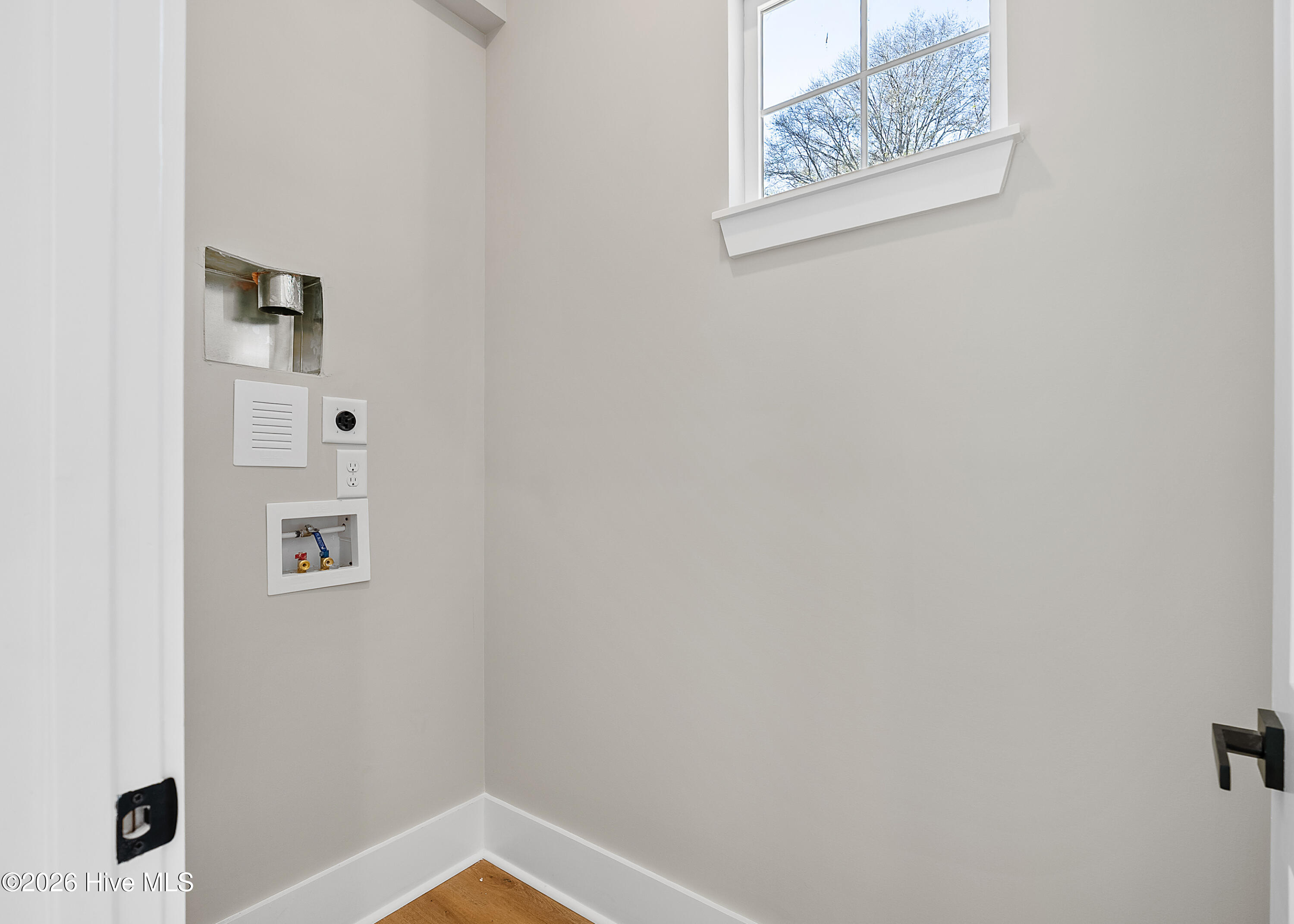 4926 Oleander Drive Unit B Property Photo 10
