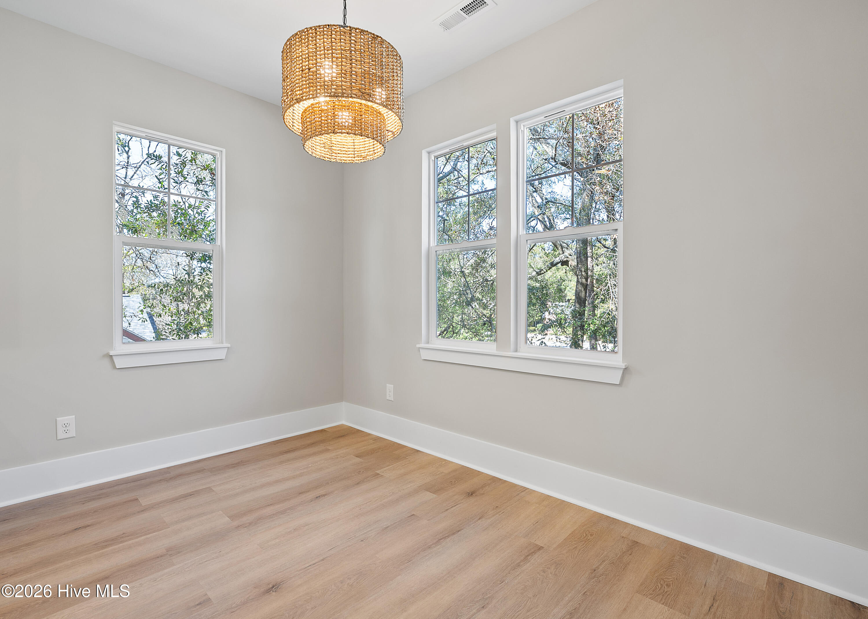 4926 Oleander Drive Unit B Property Photo 24