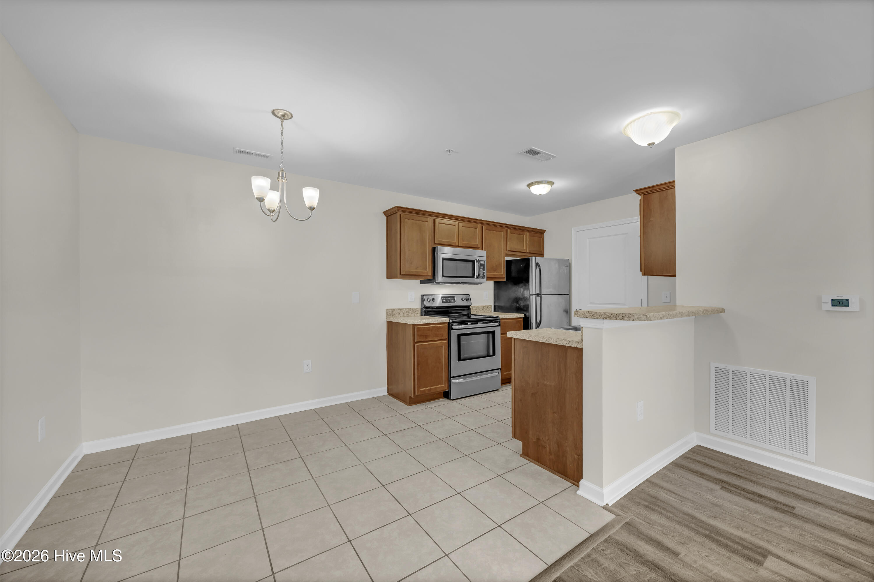 4429 Jay Bird Circle Unit 103 Property Photo 9