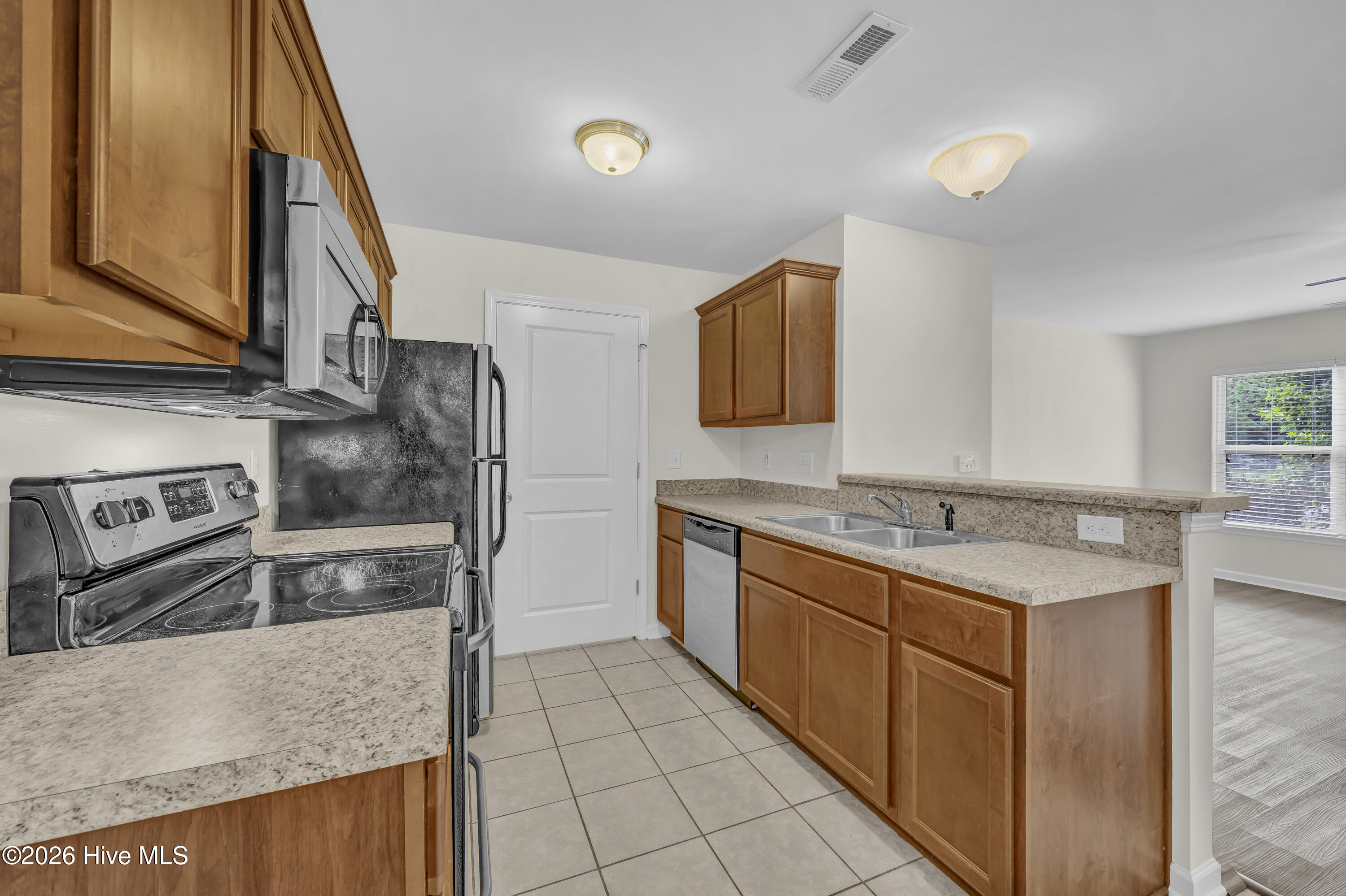 4429 Jay Bird Circle Unit 103 Property Photo 12