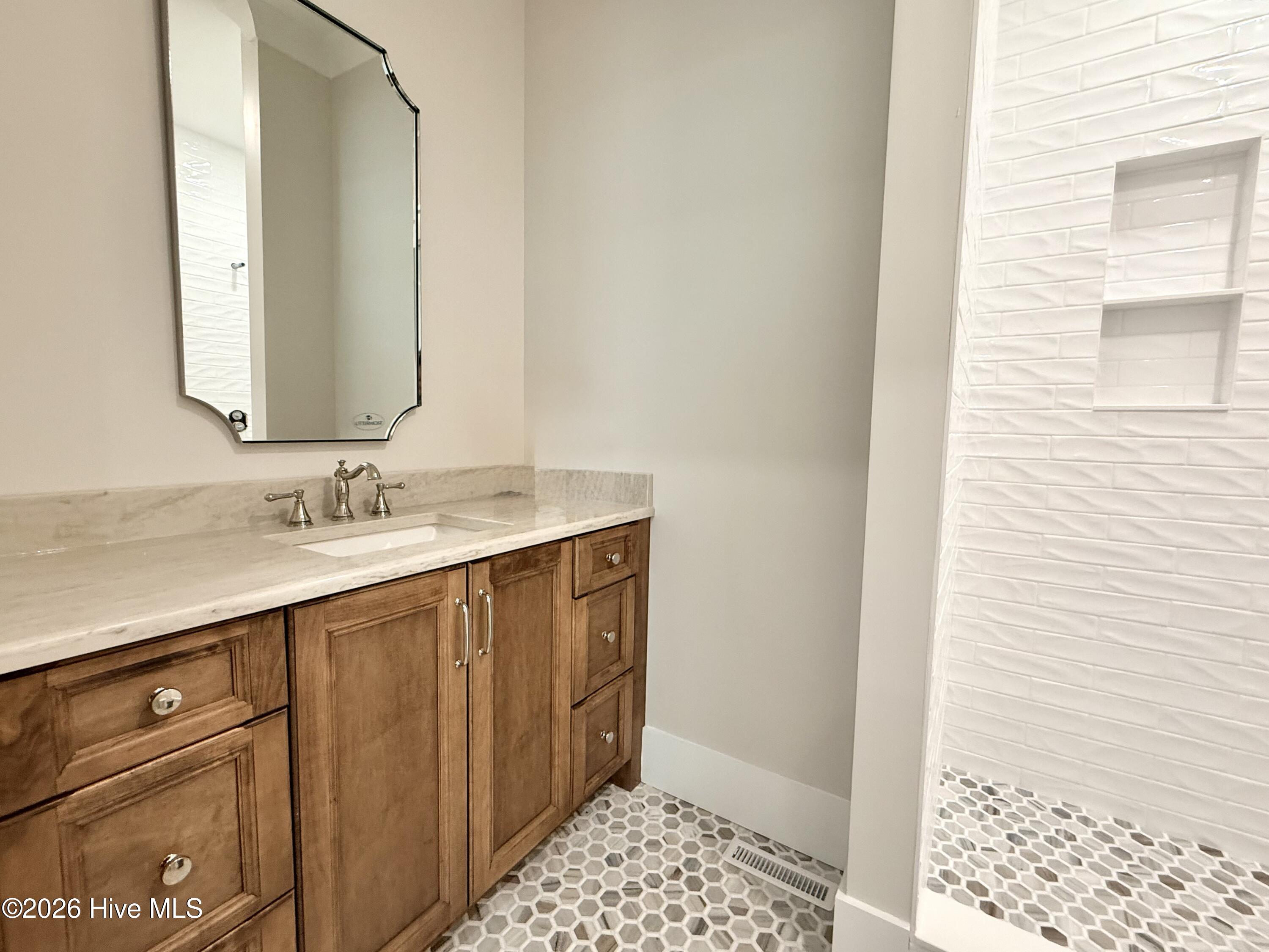 48 Glasgow Drive Property Photo 32