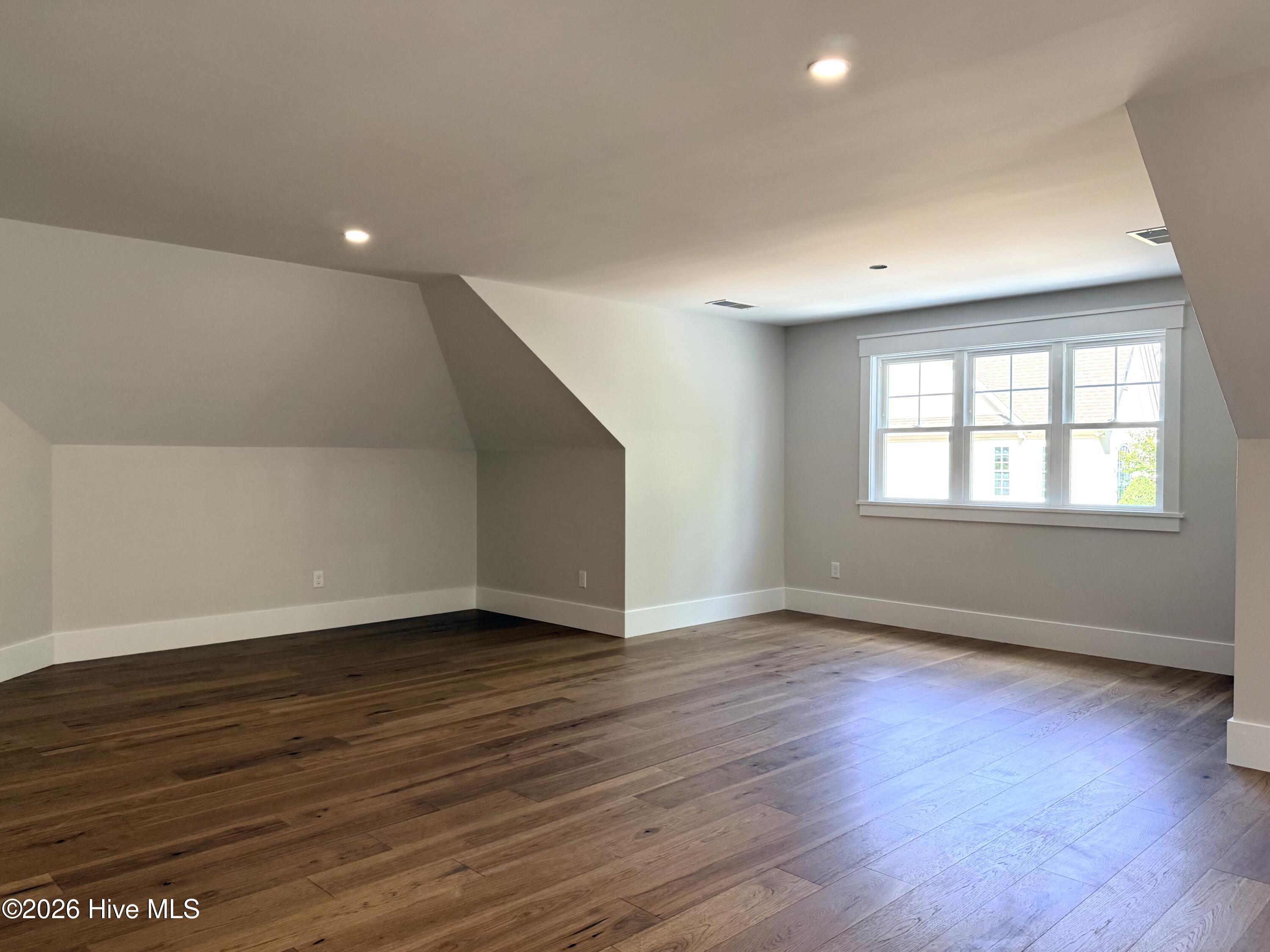 48 Glasgow Drive Property Photo 46