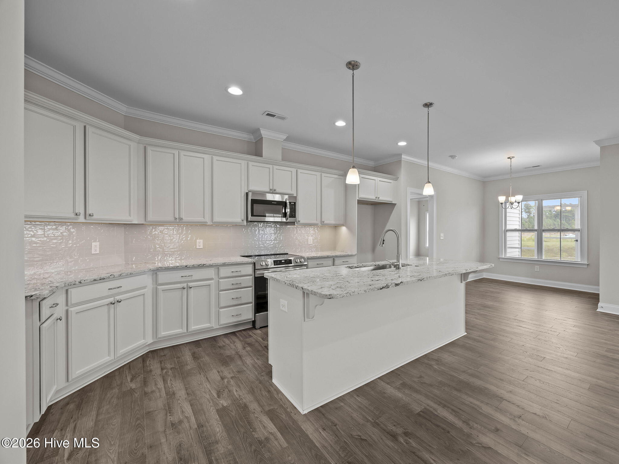 1701 Dew Meadow Drive Property Photo 12