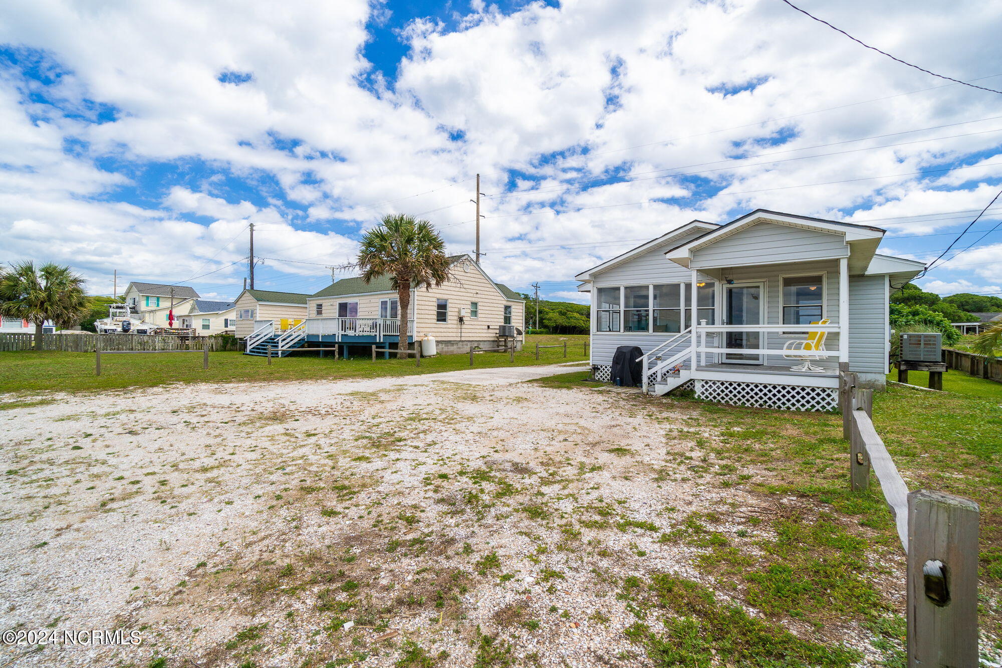 1096 Salter Path Road Property Photo 6