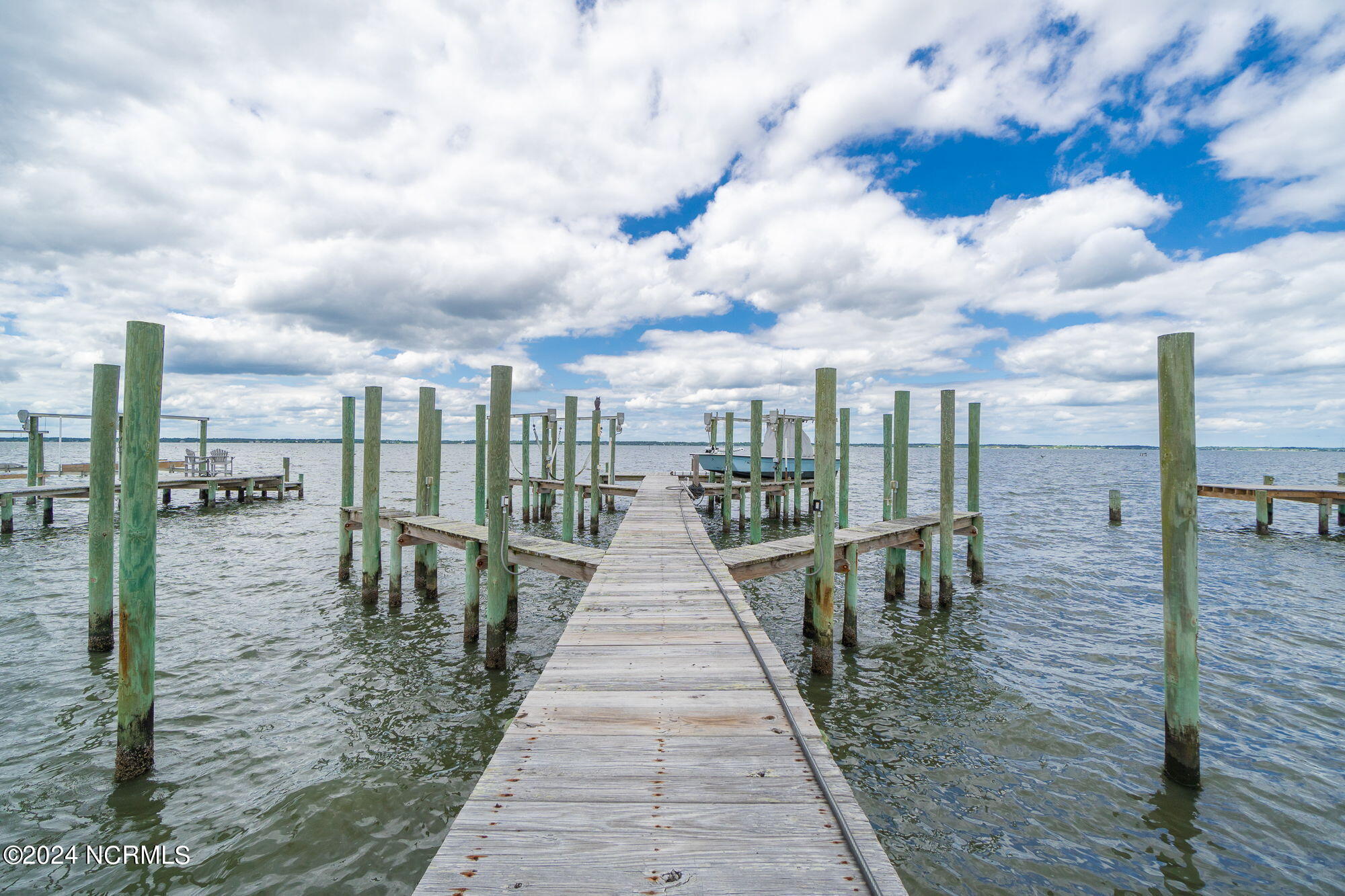 1096 Salter Path Road Property Photo 19
