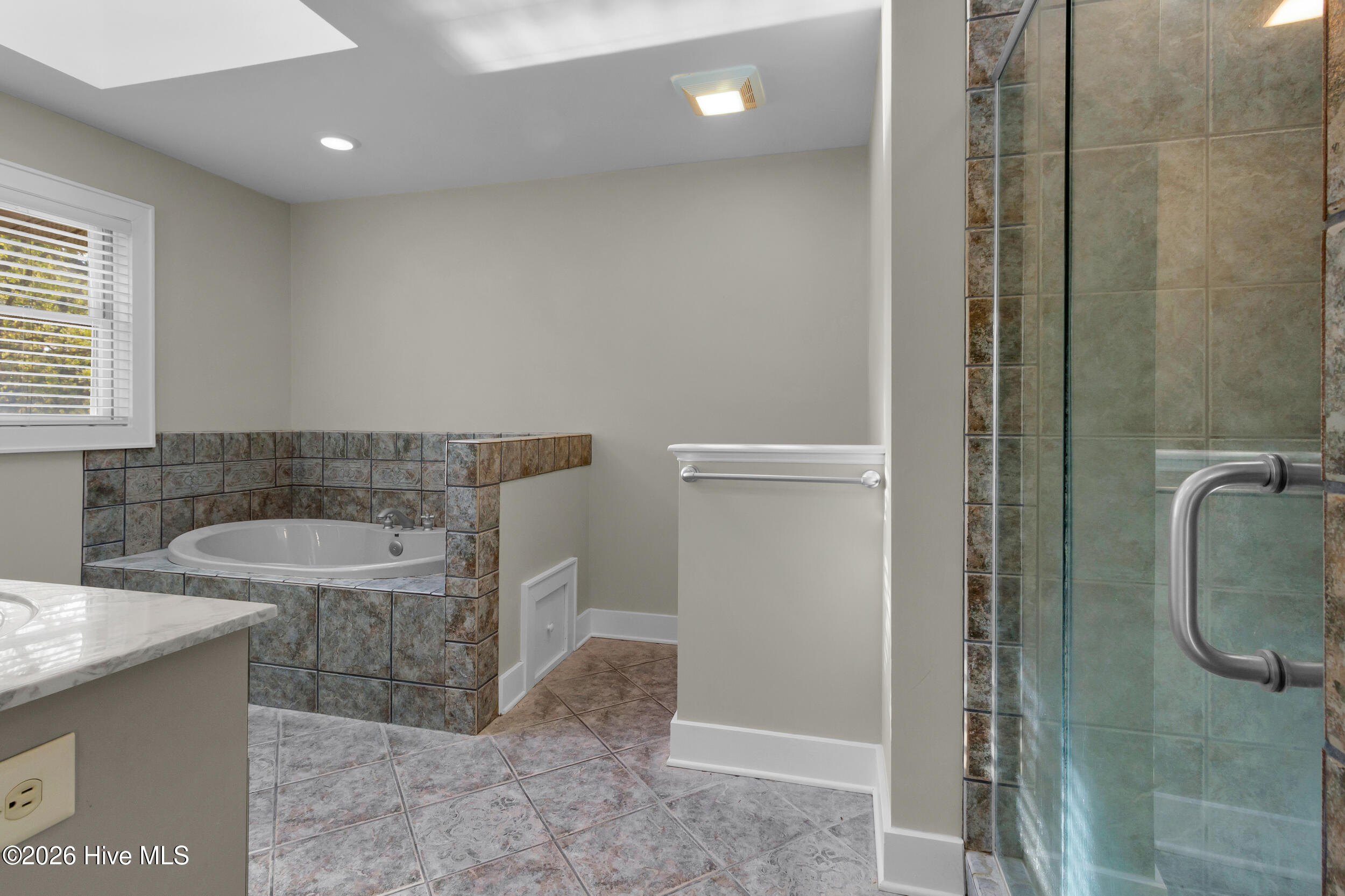 7000 Club House Drive Property Photo 21