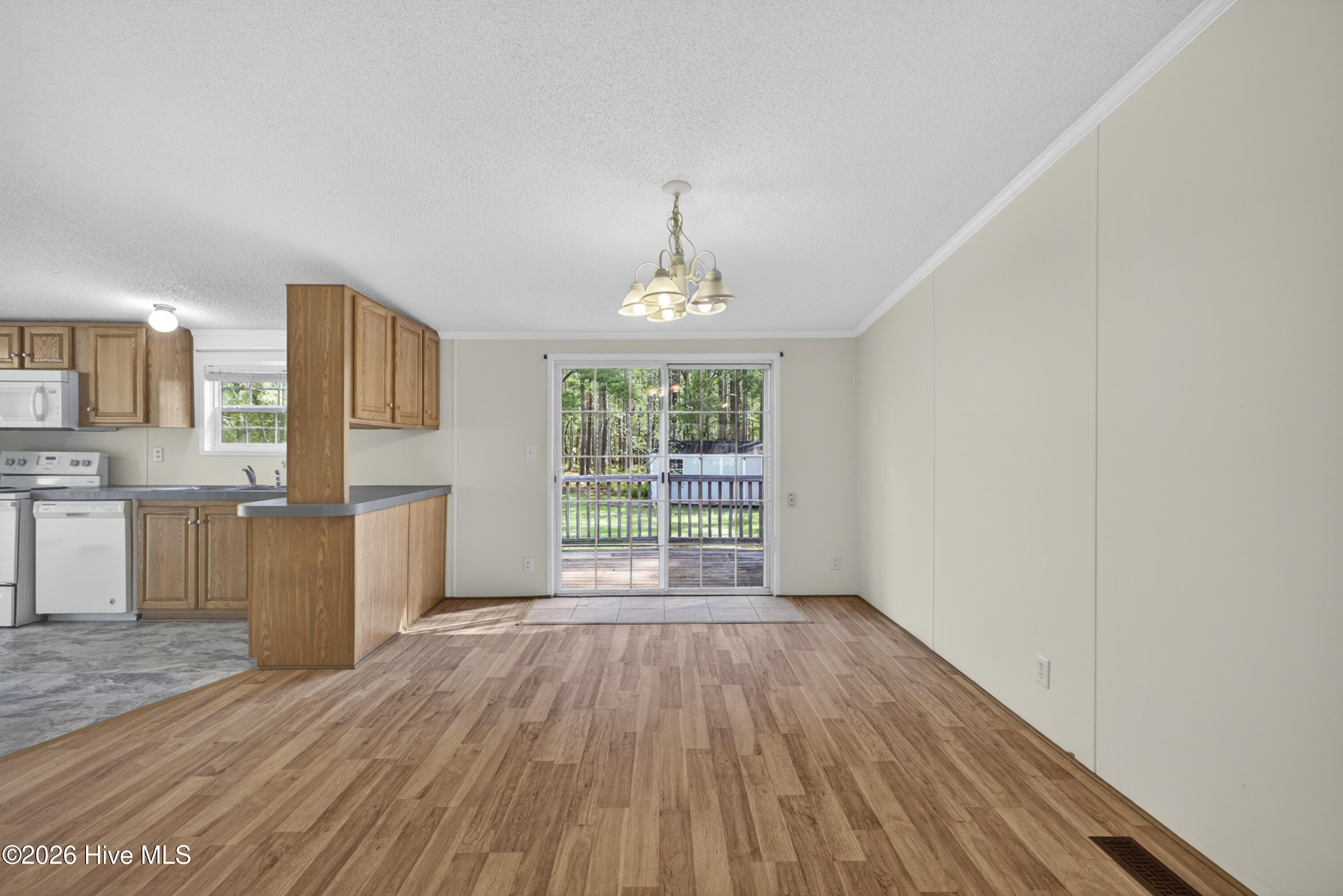 7756 Funston Road Se Property Photo 9