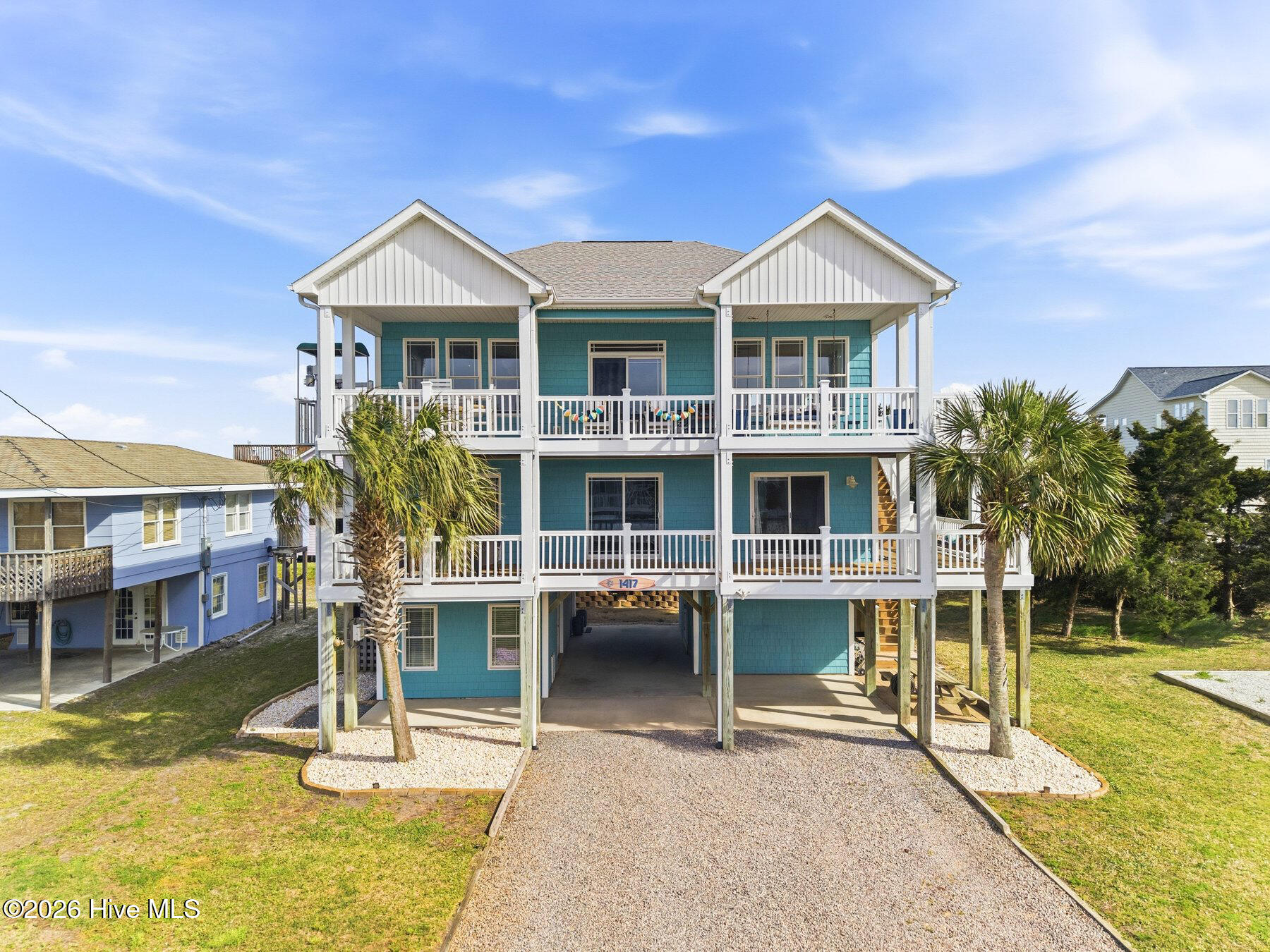 1417 Carolina Boulevard Property Photo 1