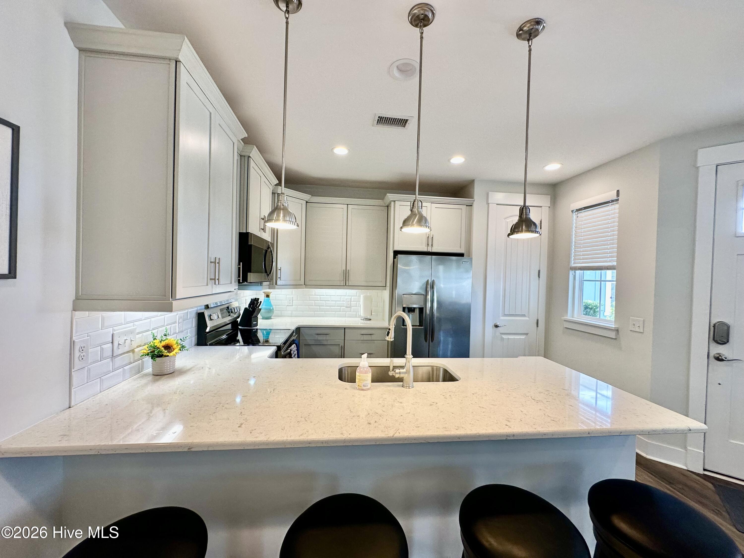 1351 Albacore Loop Property Photo 8