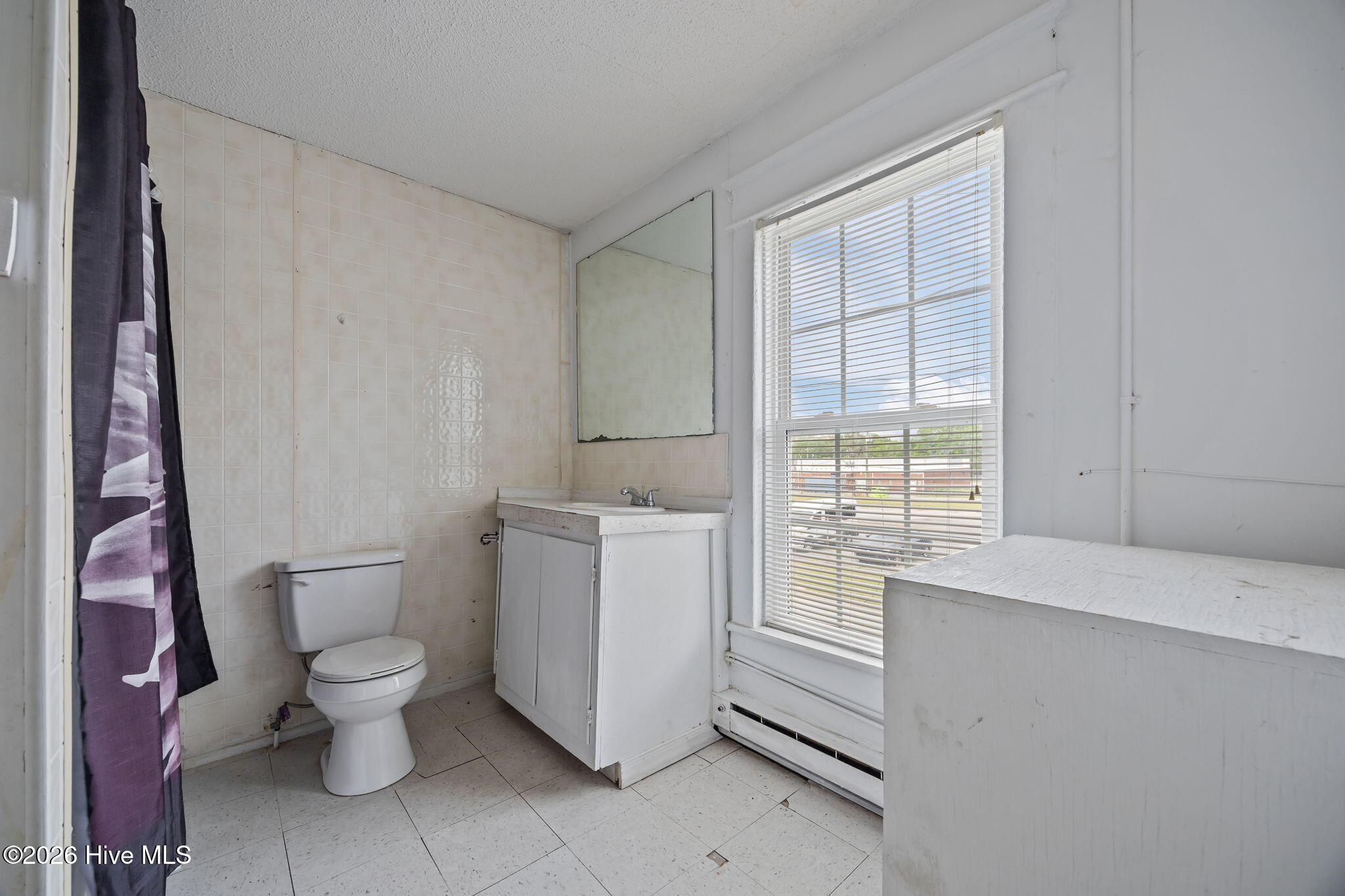 1400 Chestnut Street Property Photo 45
