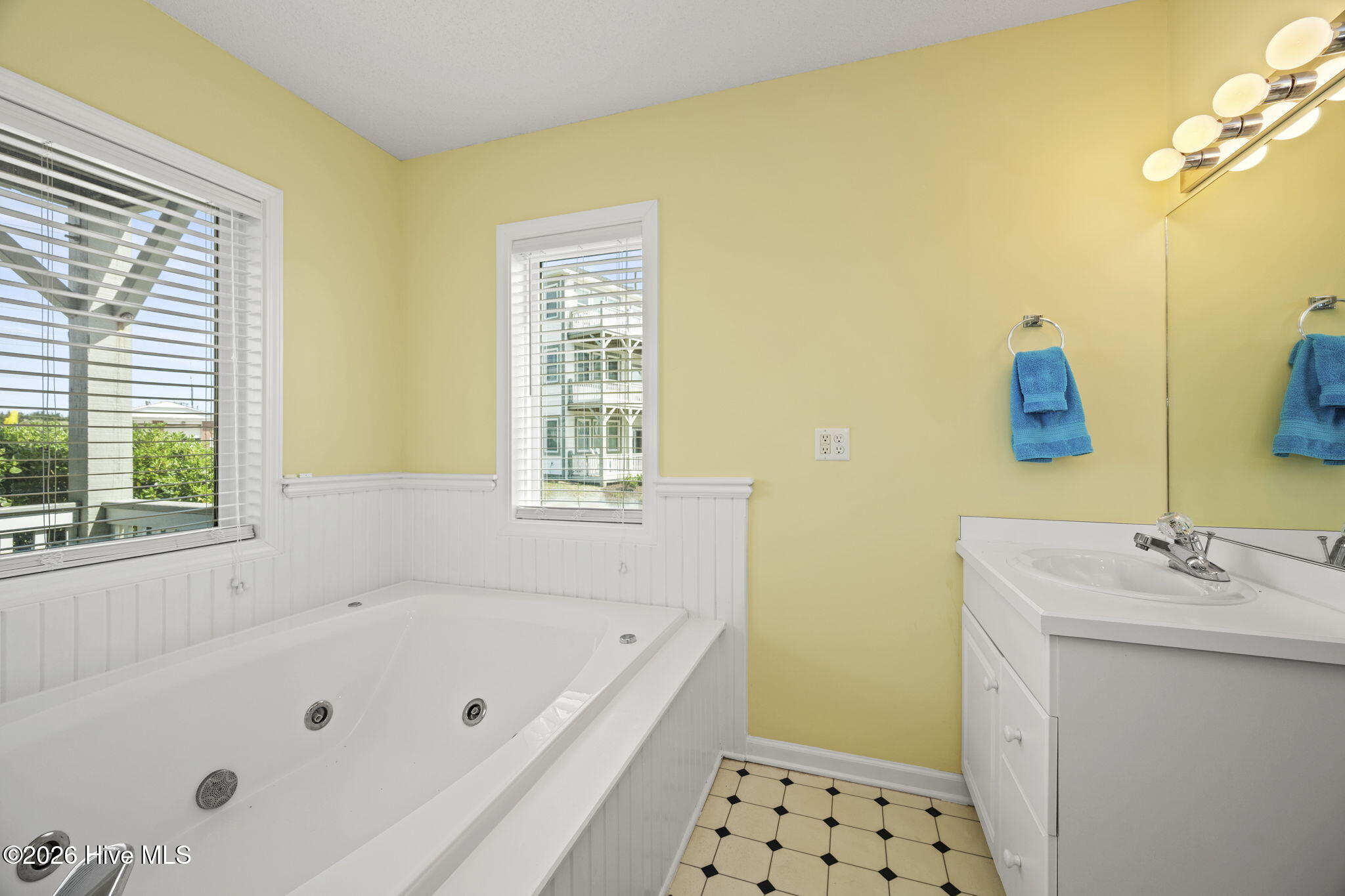 2901 Pointe West Drive A1 Property Photo 30