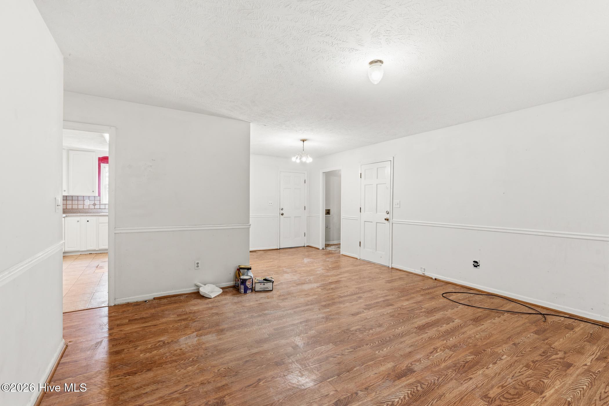 1200 Oak Avenue Property Photo 5