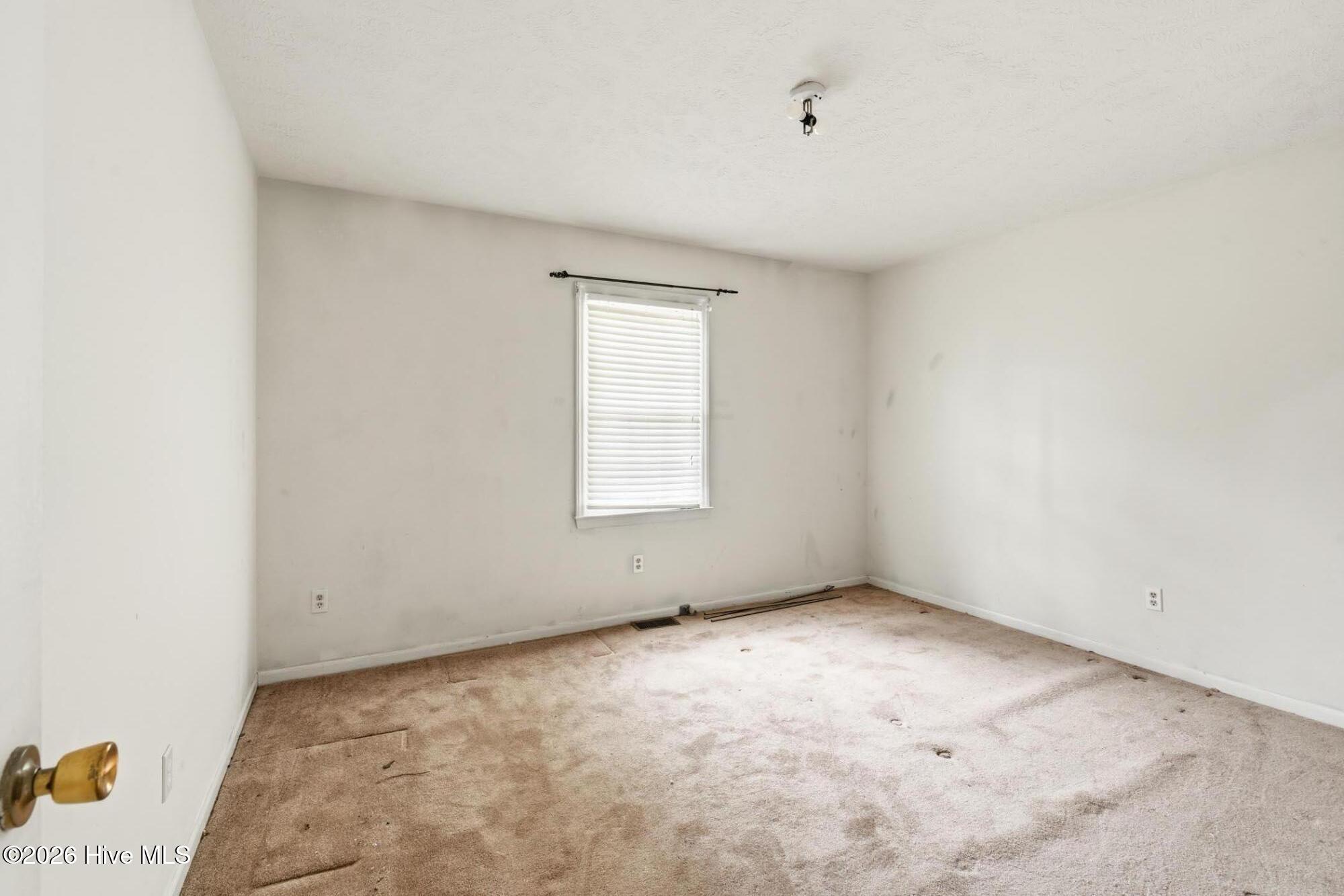 1200 Oak Avenue Property Photo 17