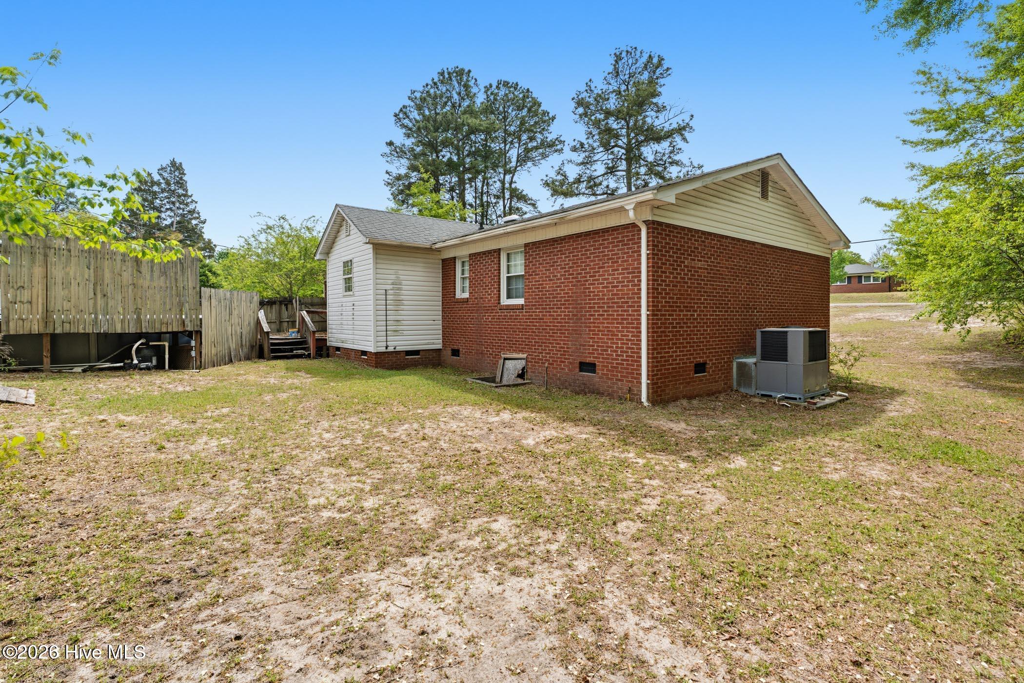 1200 Oak Avenue Property Photo 23