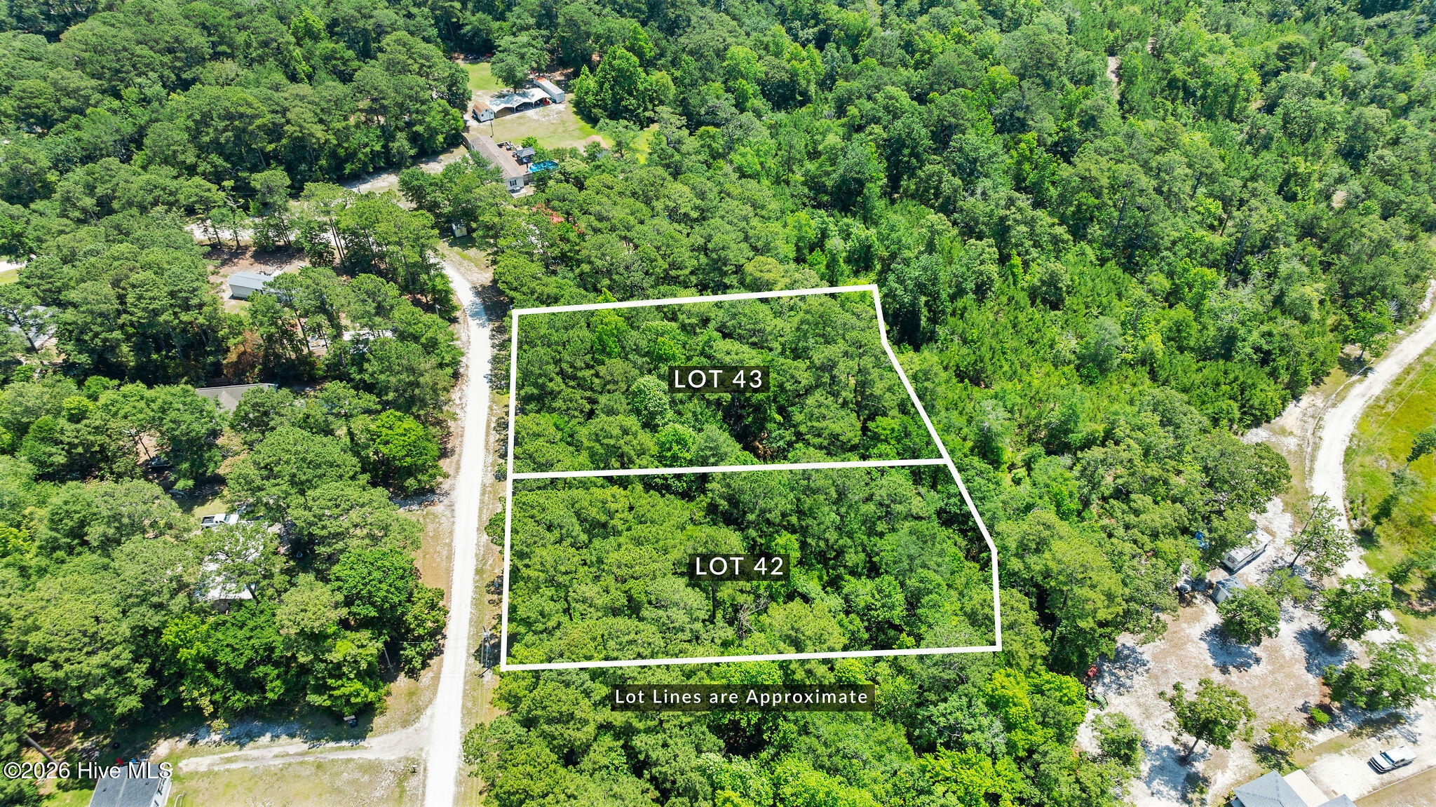 42 42 Pond View Circle E Property Photo 3