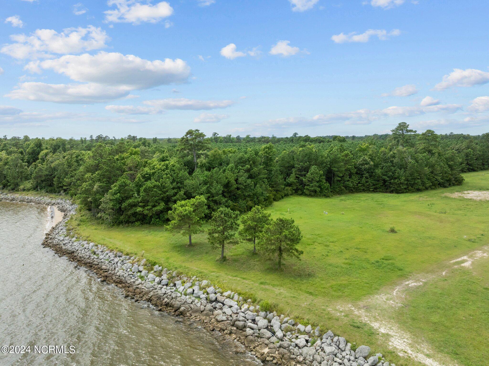 363 31 Wind Lake Road S Property Photo 10