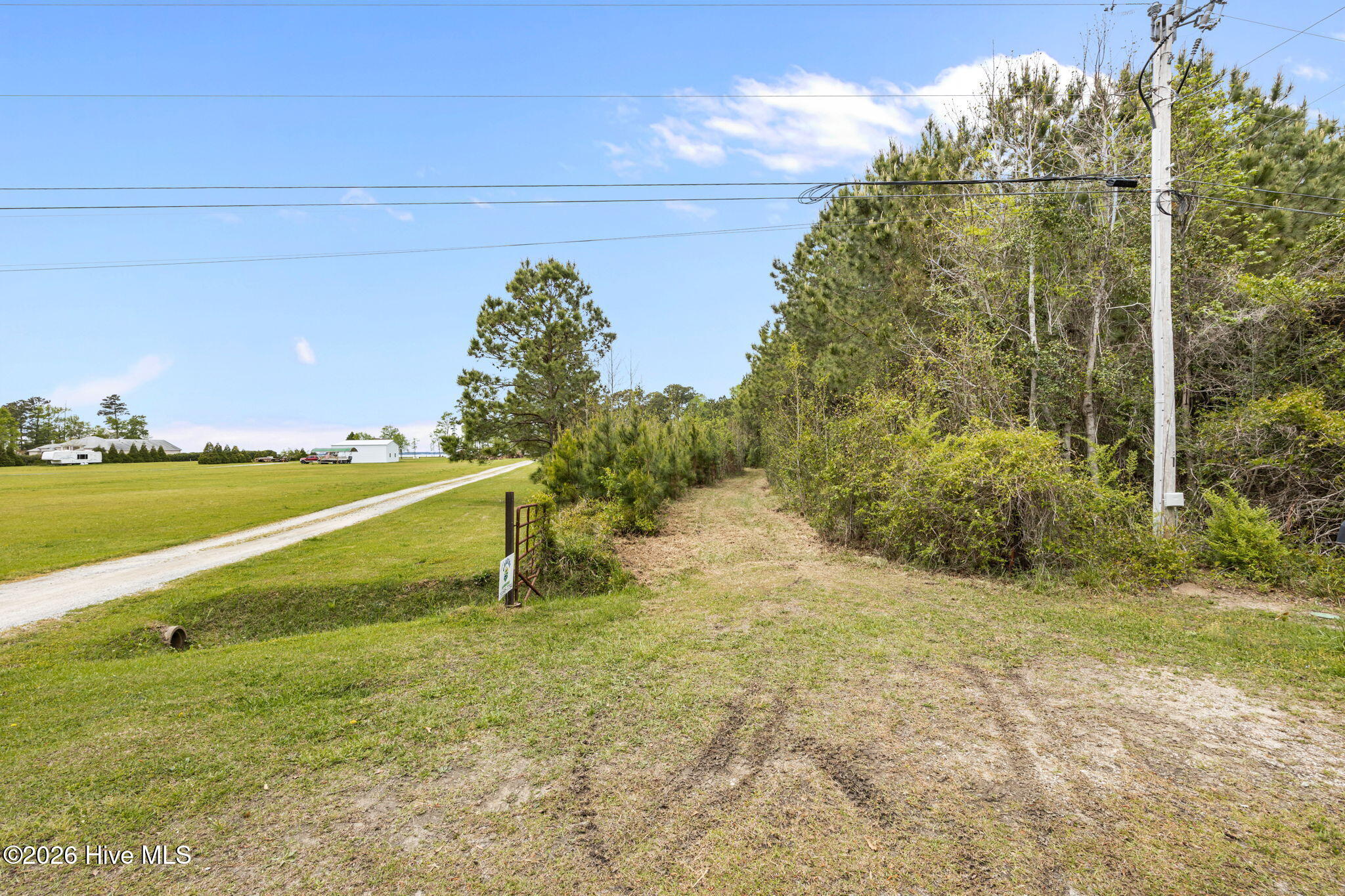 611 Becton Road Property Photo 13