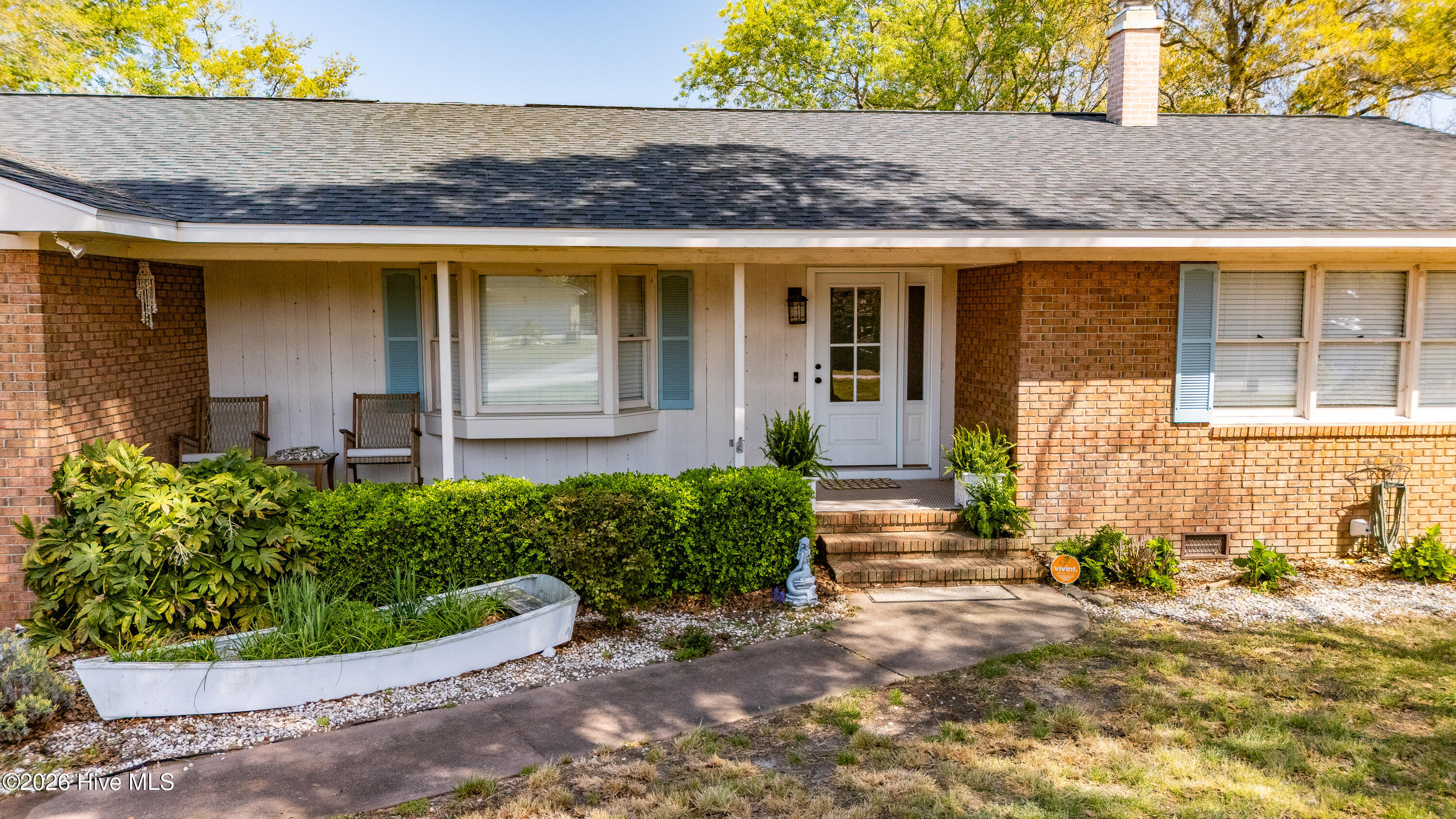 215 Harbor Drive Property Photo 4