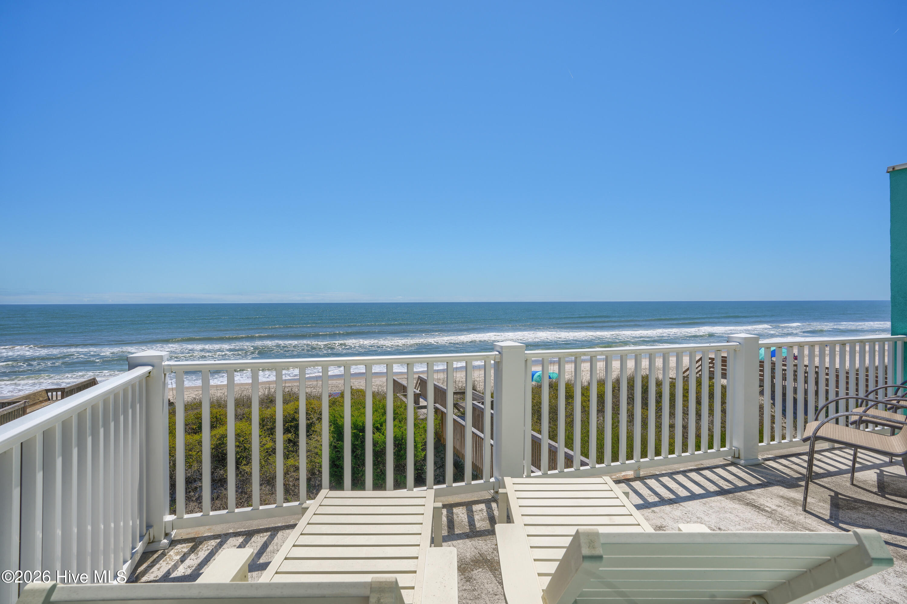 3976 Island Drive Property Photo 12